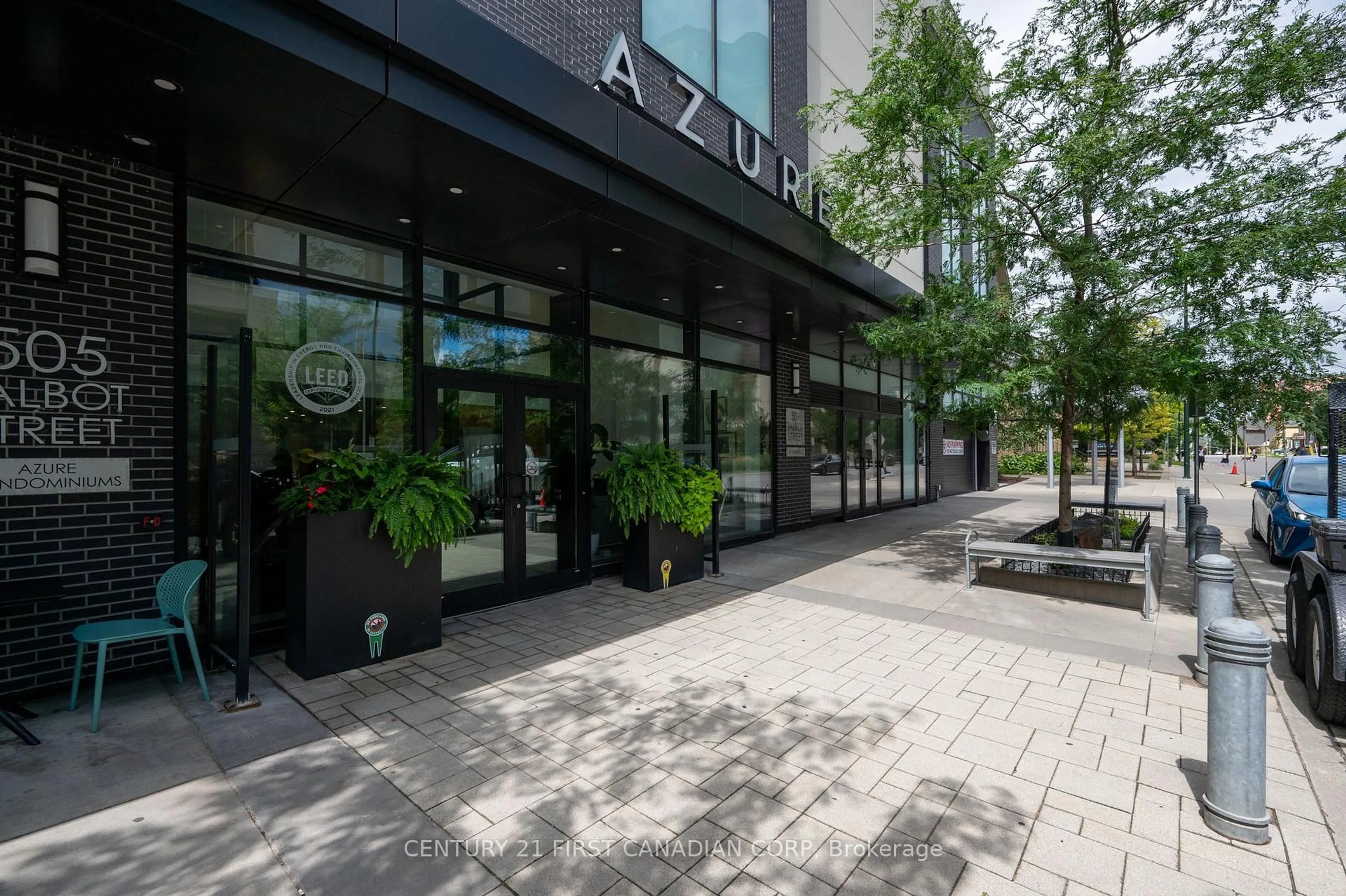 Patio, street for 505 Talbot St #1109, London East Ontario N6A 2S6
