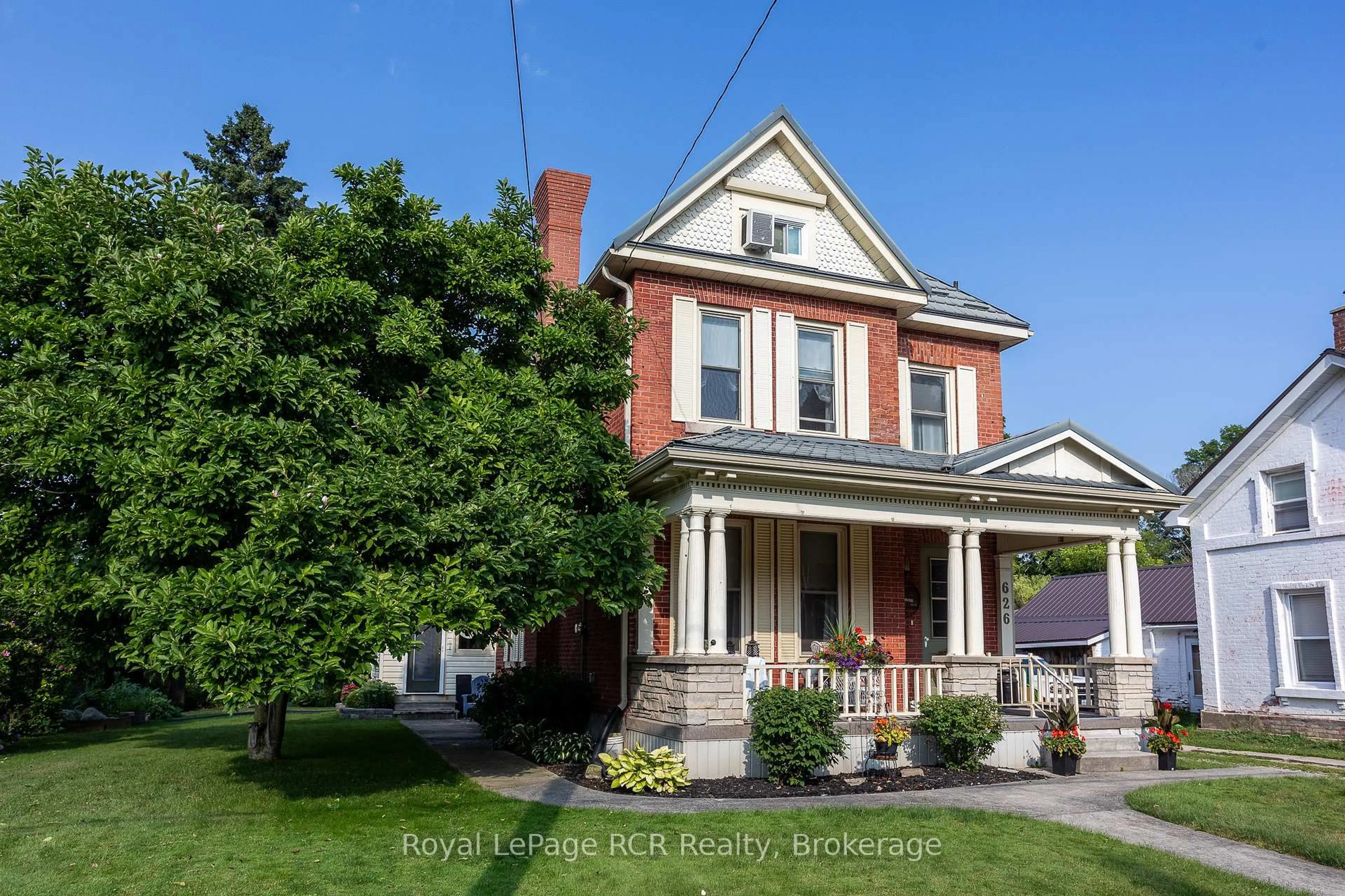 Home with brick exterior material, street for 626 3rd Ave, Owen Sound Ontario N4K 2K1