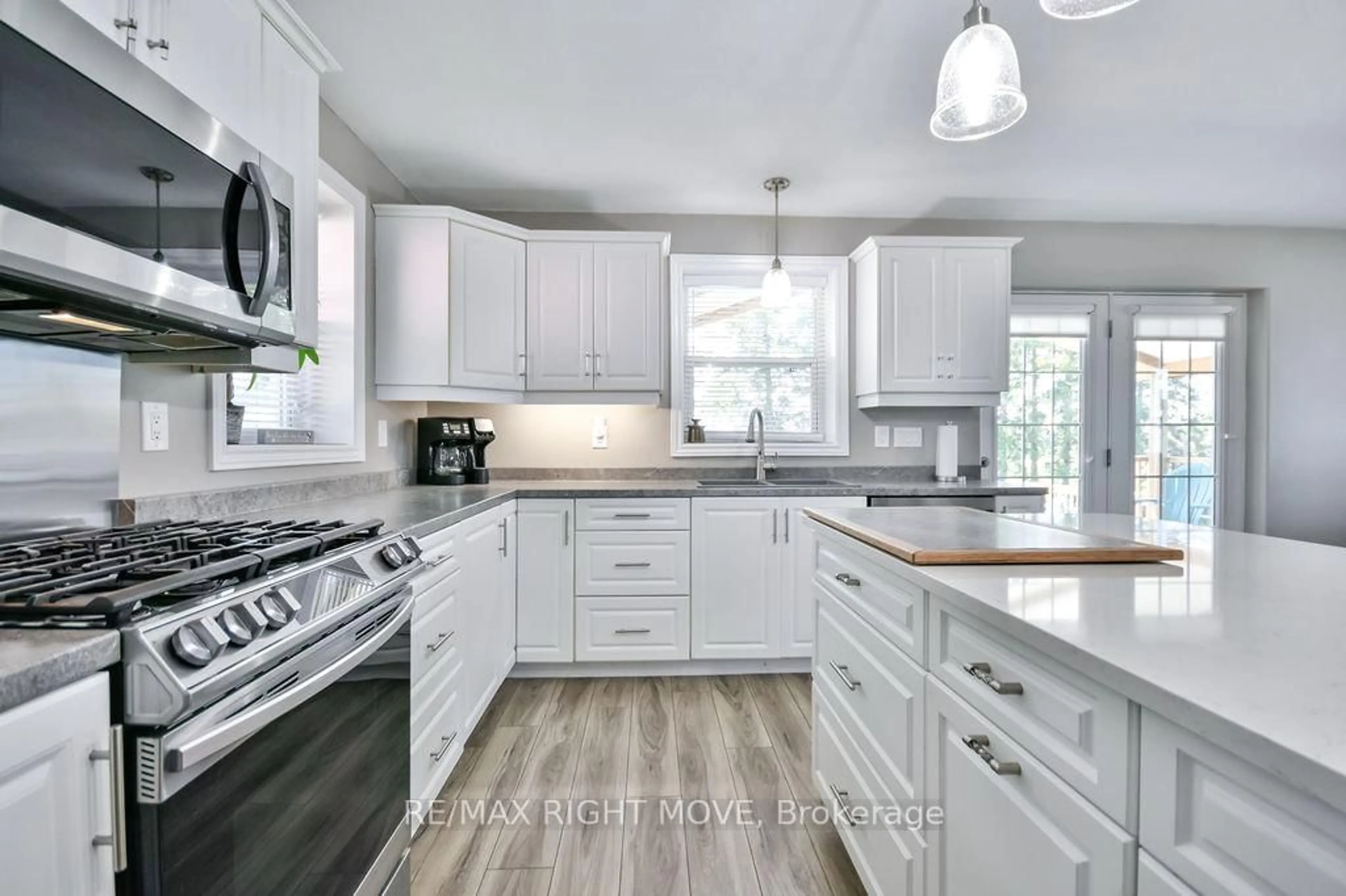 Open concept kitchen, unknown for 12 Fulsom Cres, Kawartha Lakes Ontario L3V 6H5