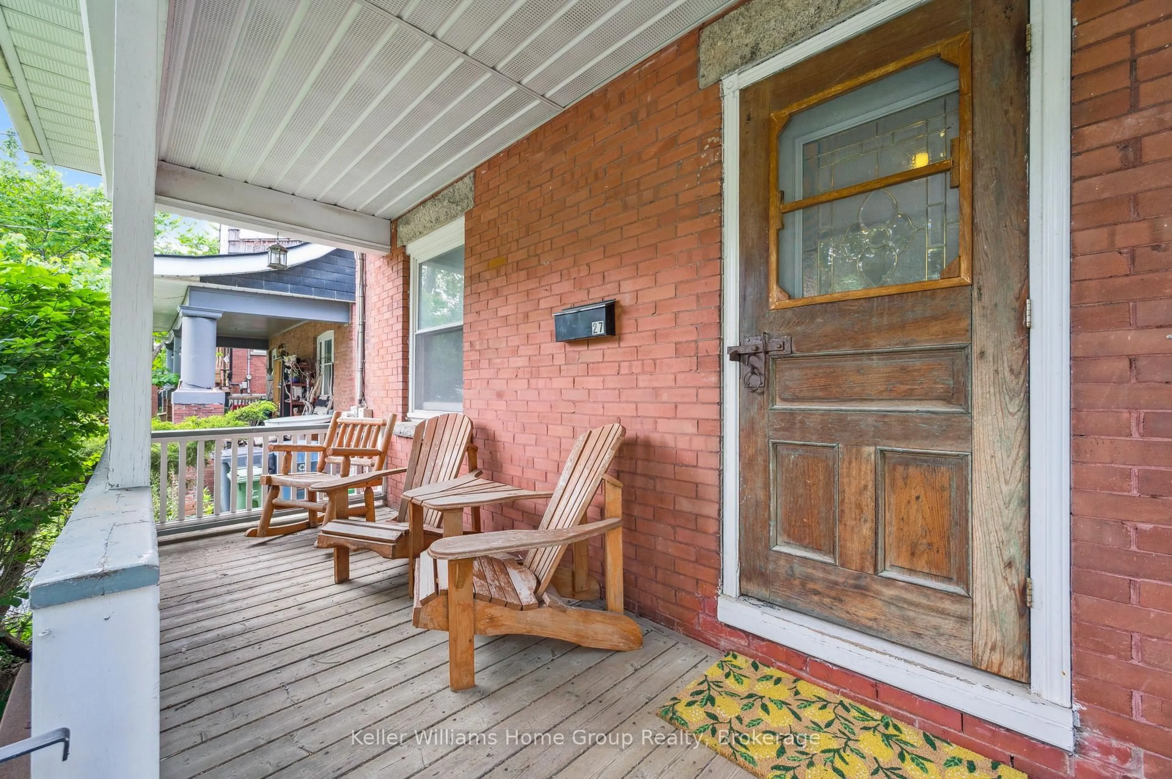 Patio, street for 27 Home St, Guelph Ontario N1H 2E4