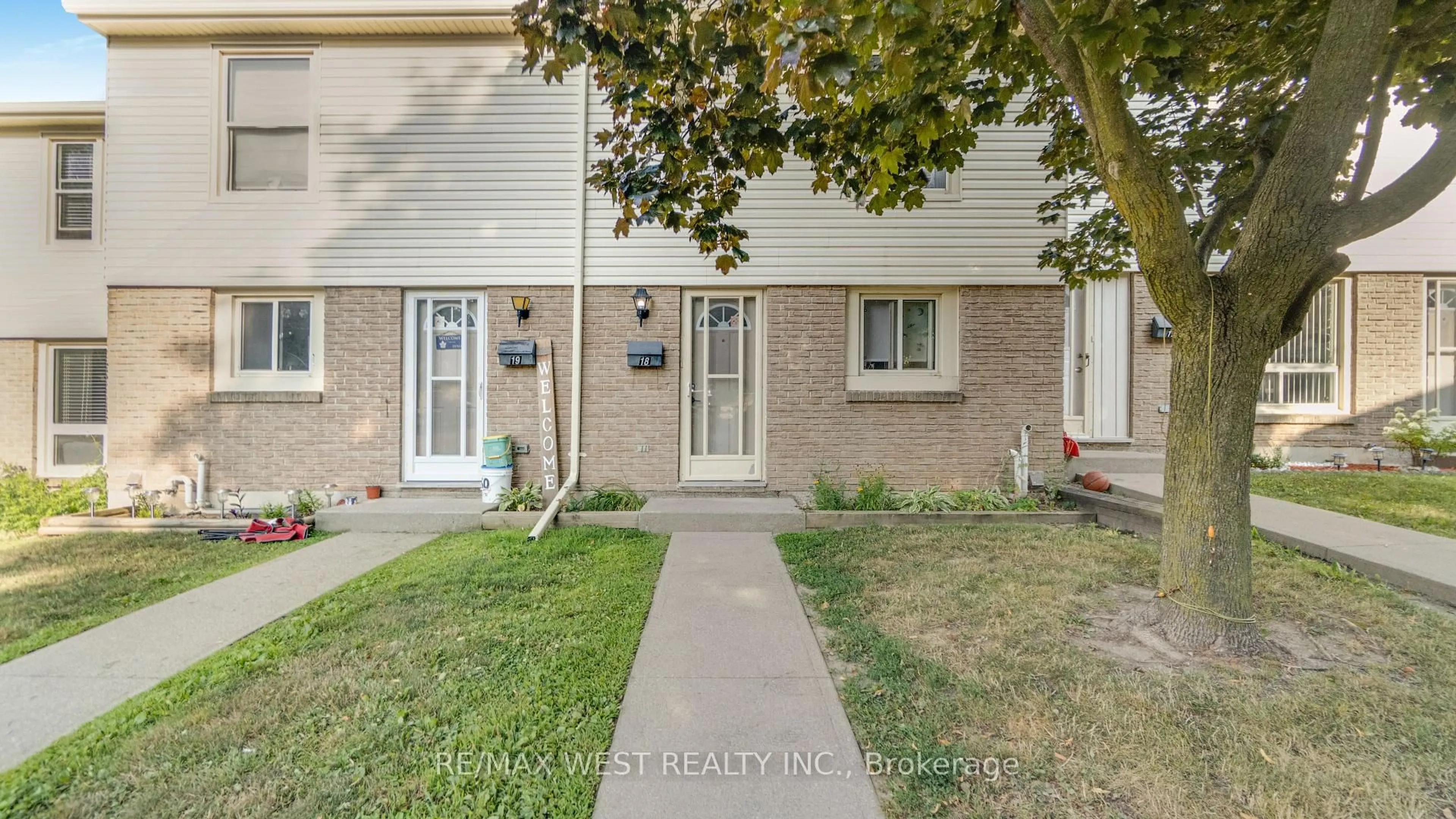 Unknown for 165 GREEN VALLEY Dr #18, Kitchener Ontario N2P 1K3