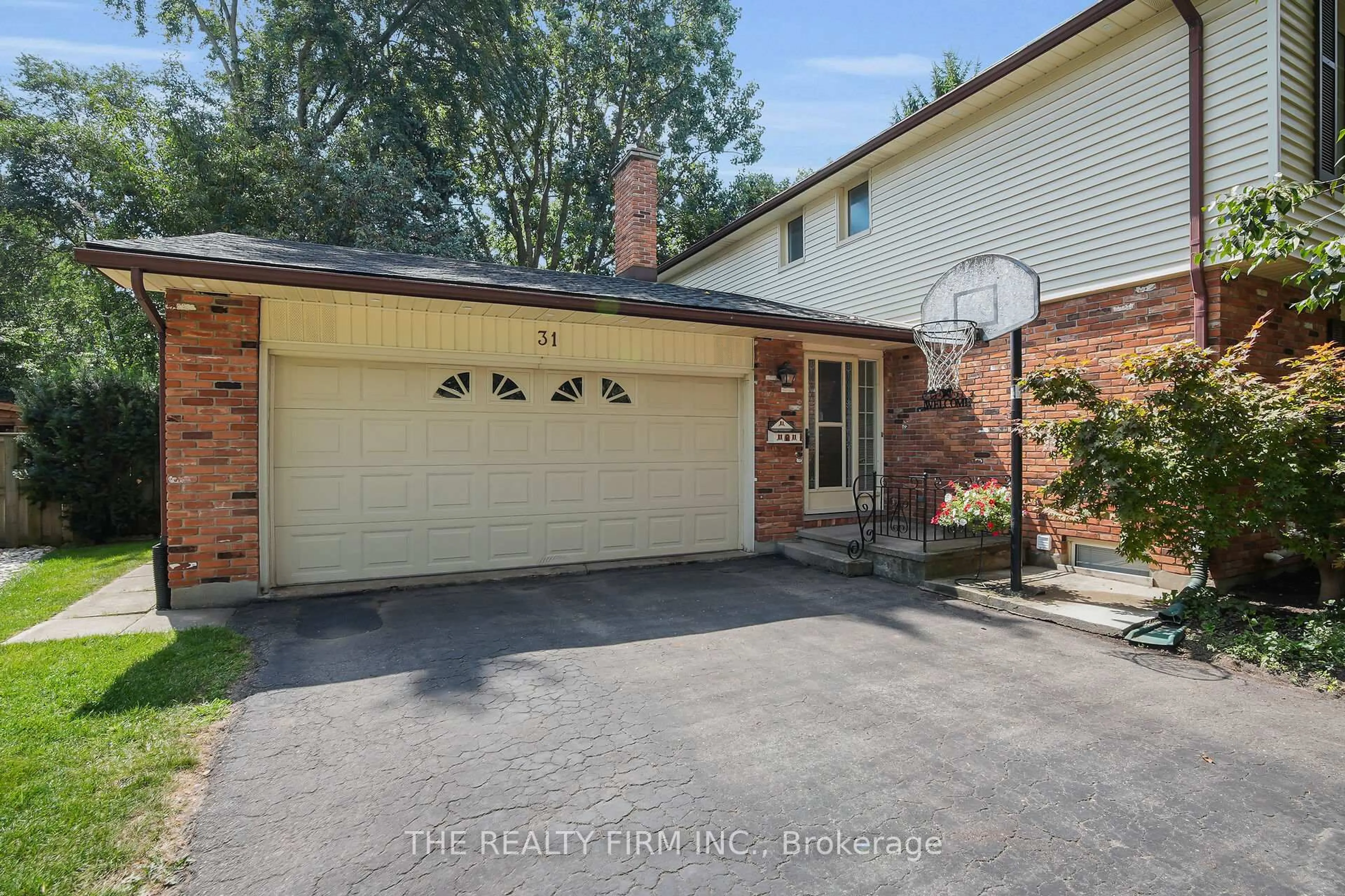Home with brick exterior material, street for 31 Mctaggart Cres, London North Ontario N5X 2E2
