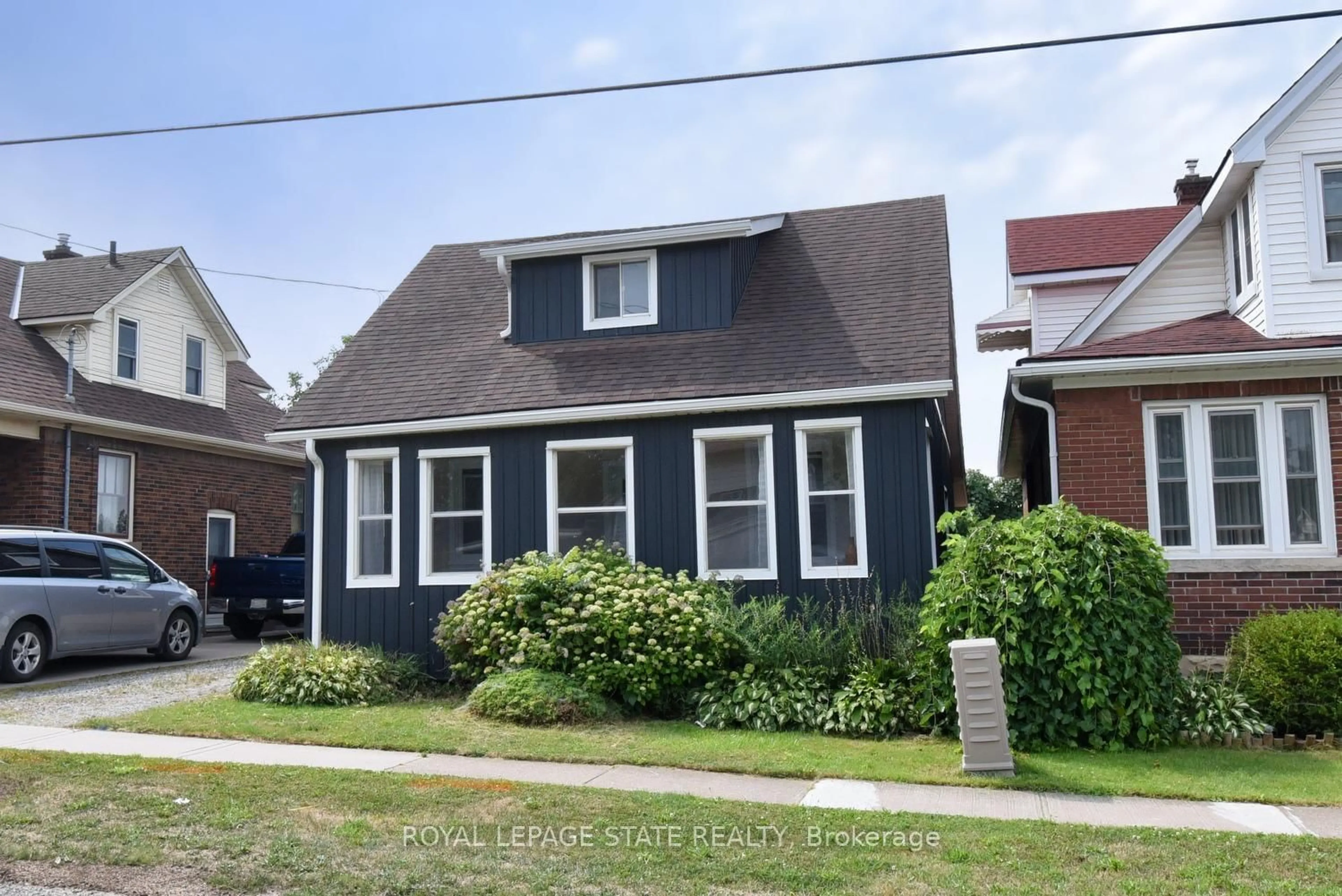 Unknown for 120 Clara St, Thorold Ontario L2V 1K1