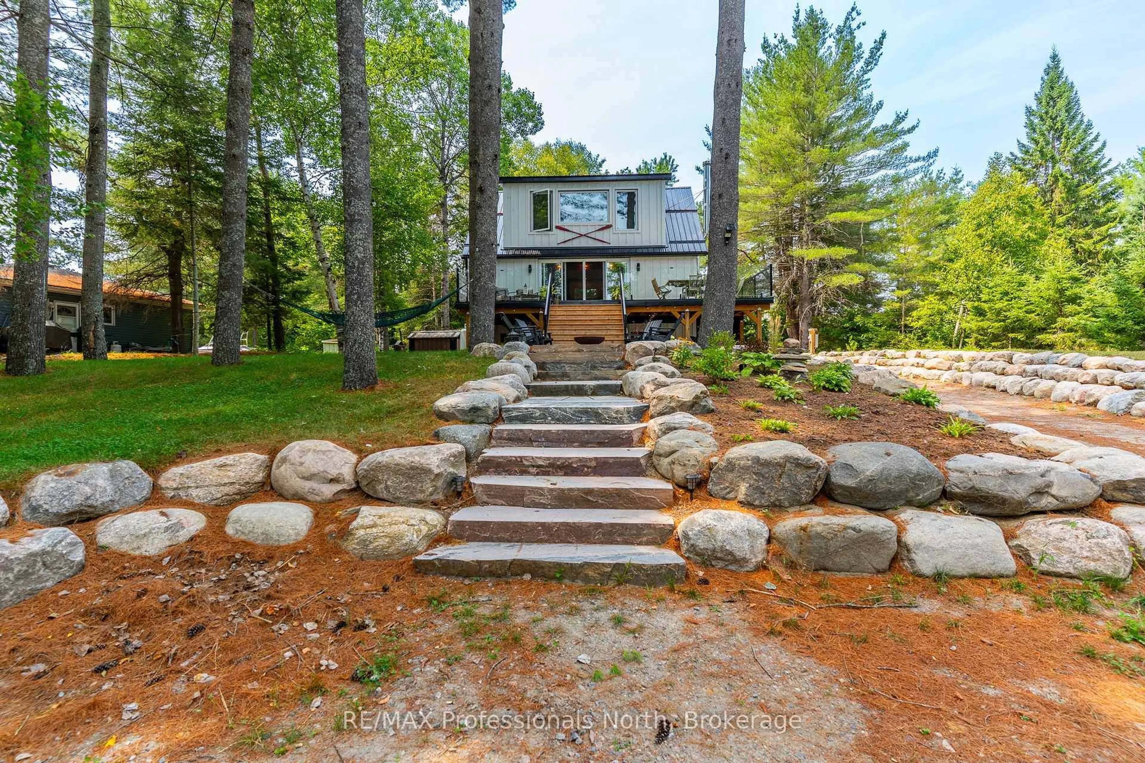 Patio, unknown for 1795 Wigamog Rd, Dysart et al Ontario K0M 1S0