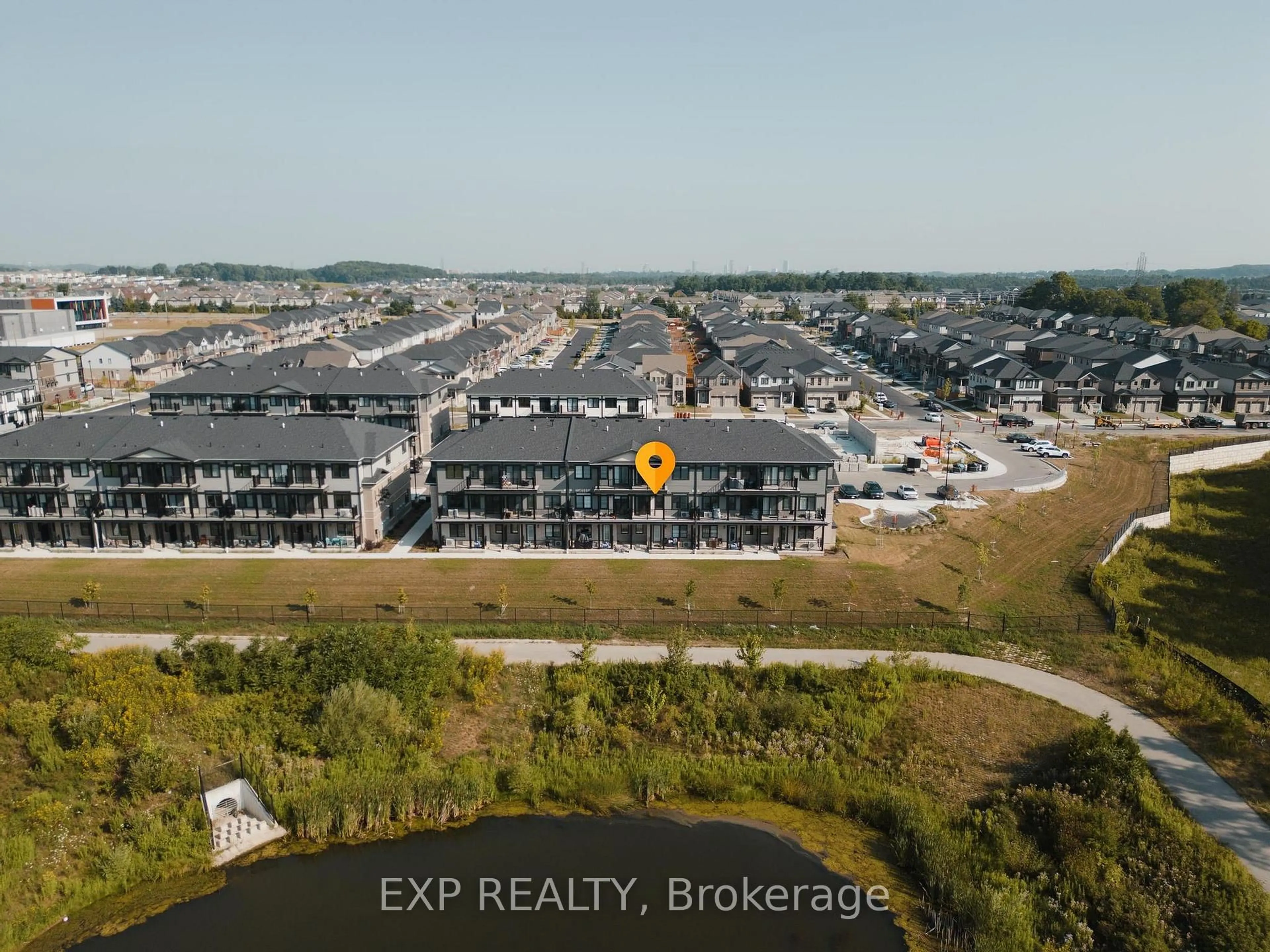 A pic from outside/outdoor area/front of a property/back of a property/a pic from drone, unknown for 104 Lomond Lane, Kitchener Ontario N2R 0T6