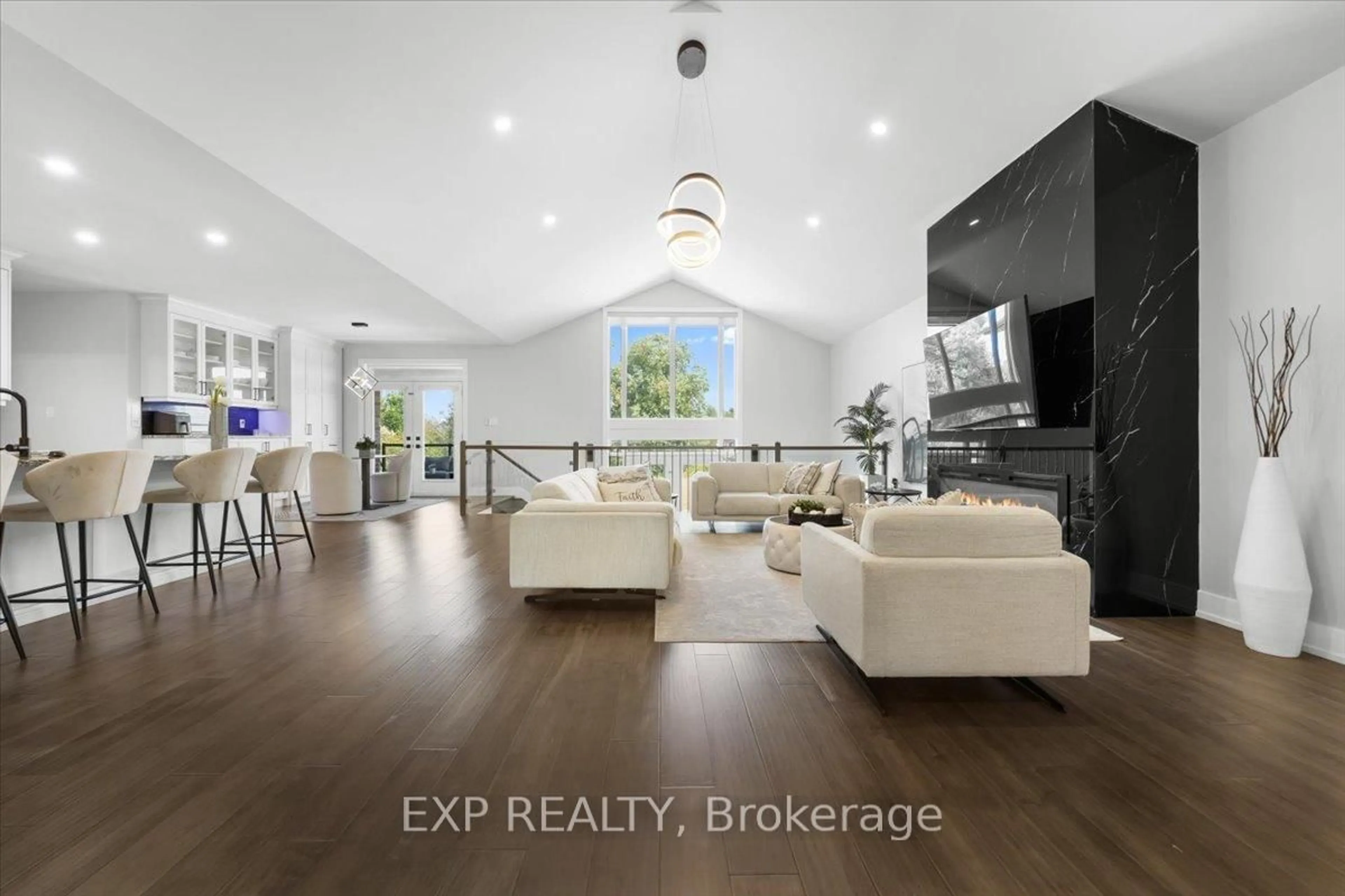 Unknown for 1601 Lakeshore Dr, Ottawa Ontario K4P 0E9
