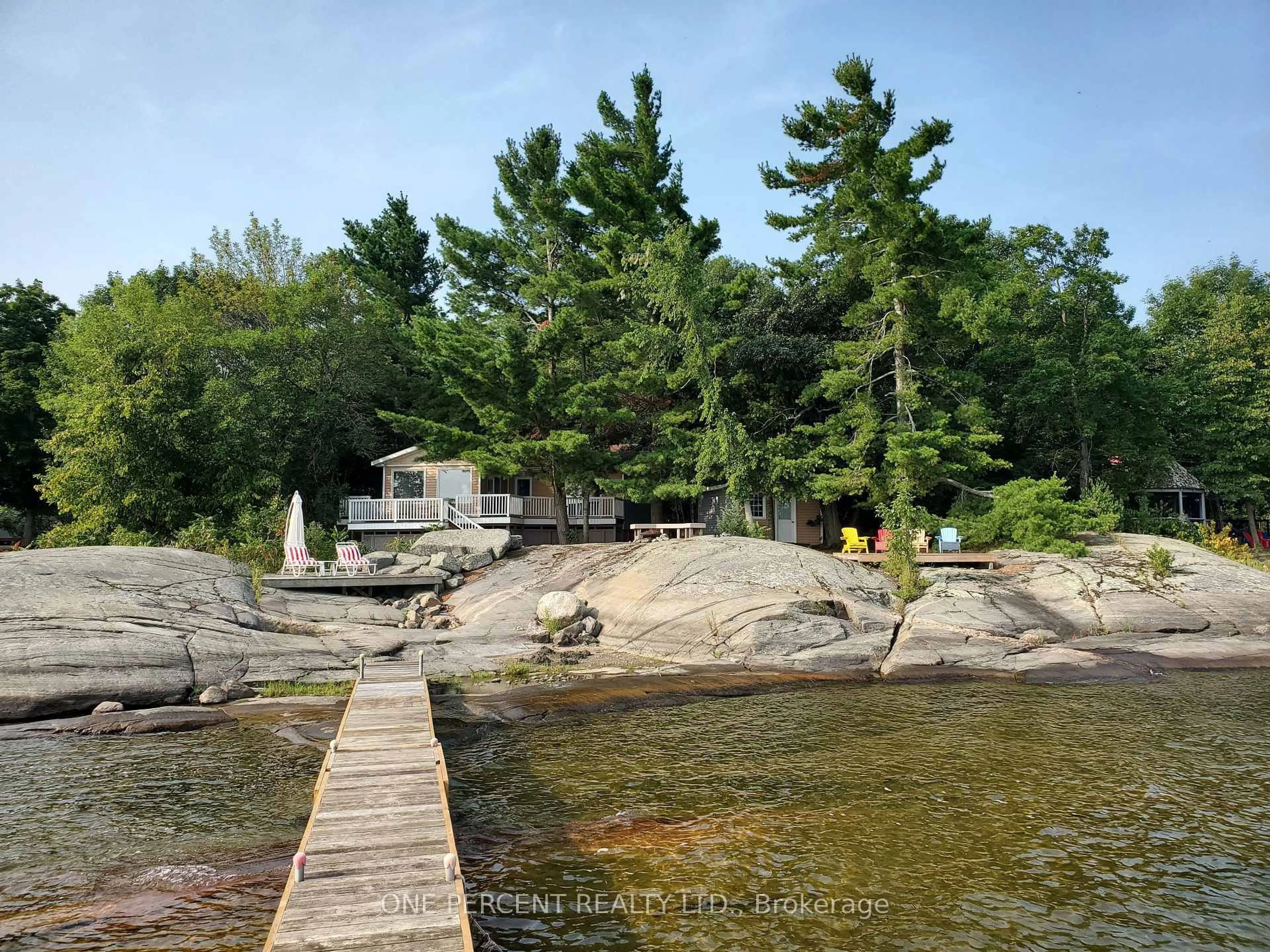 A pic from outside/outdoor area/front of a property/back of a property/a pic from drone, water/lake/river/ocean view for 48 Is 540 Georgian Bay, Georgian Bay Ontario P0E 1E0