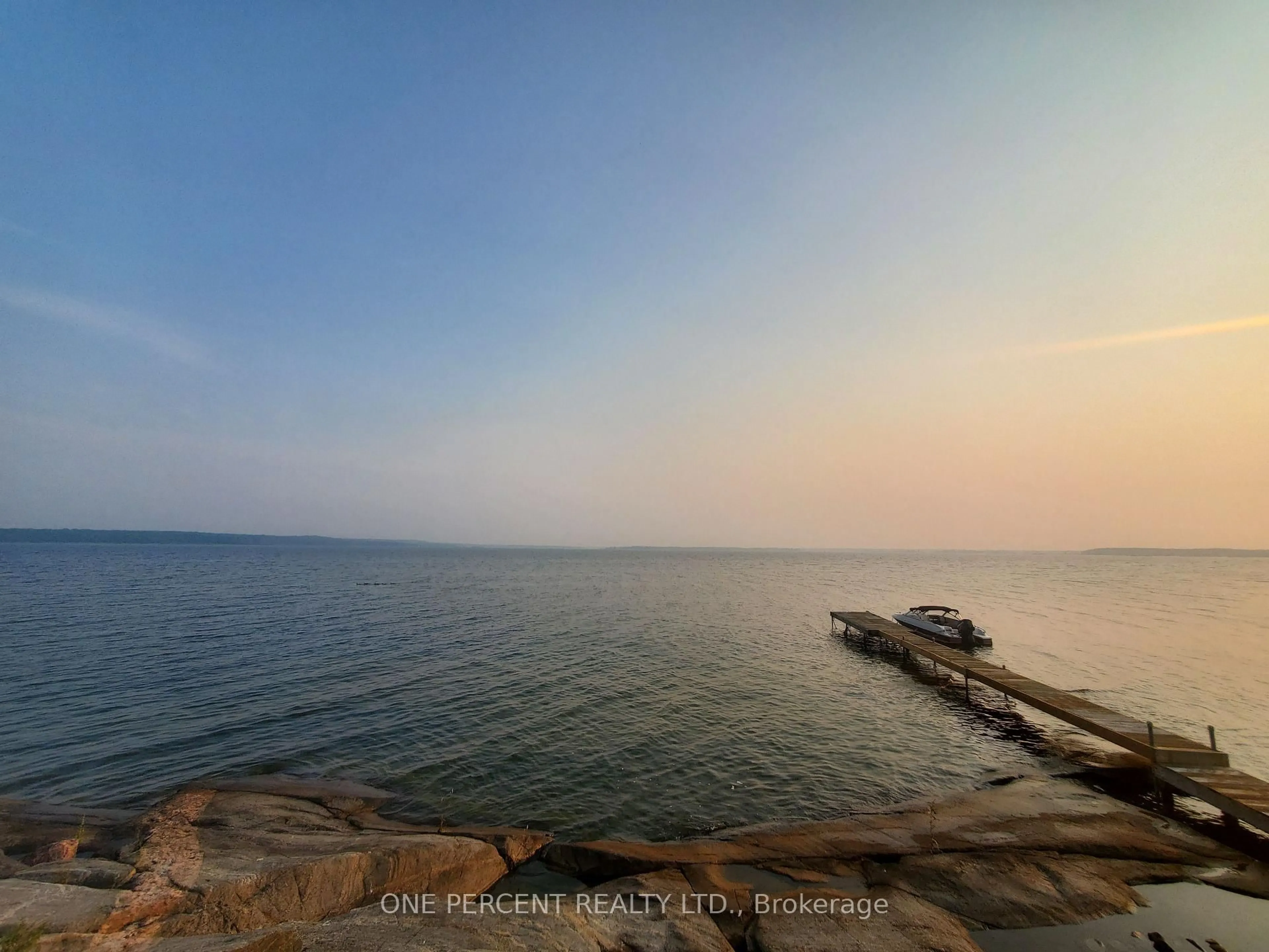 Blurry image for 48 Is 540 Georgian Bay, Georgian Bay Ontario P0E 1E0