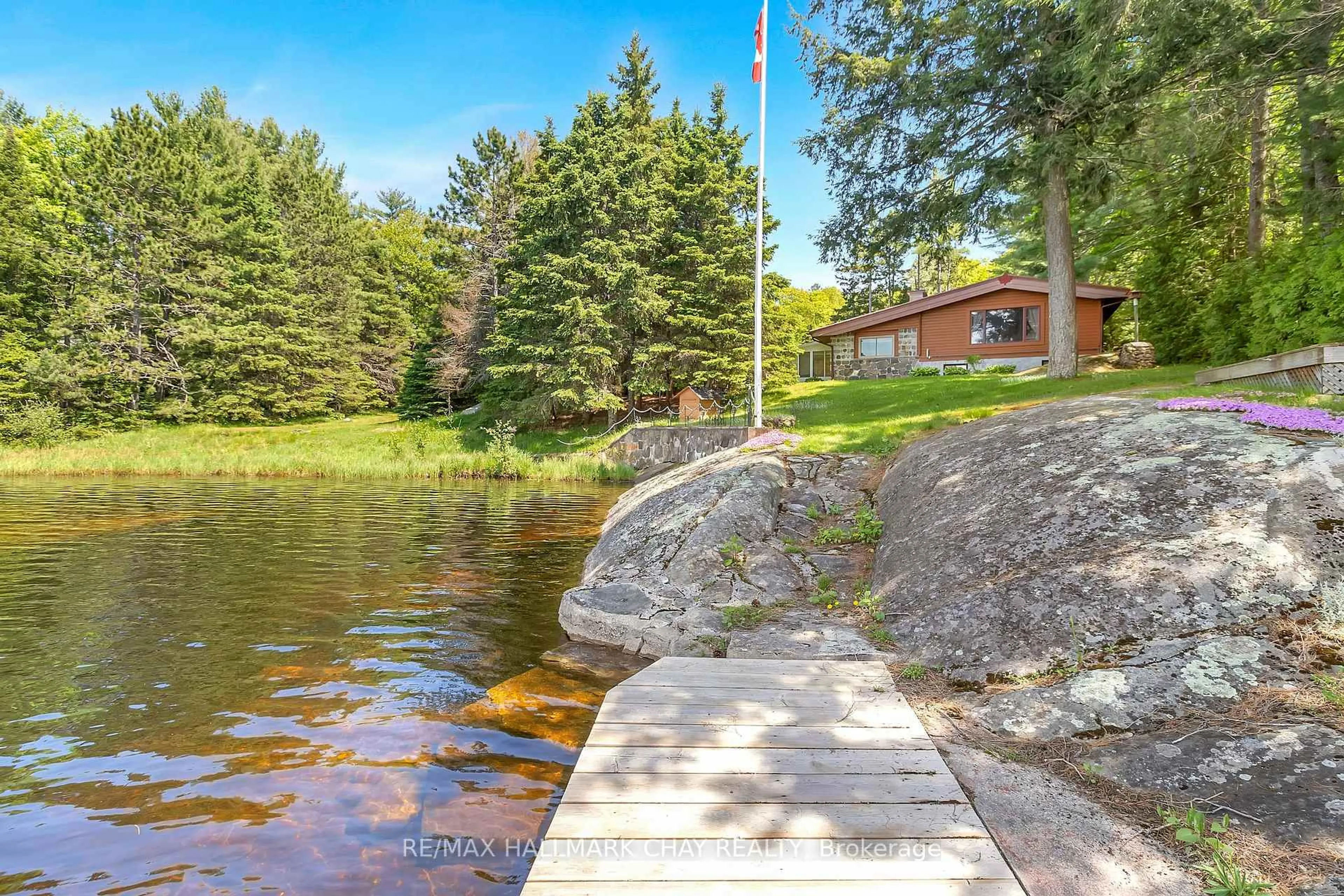 Patio, water/lake/river/ocean view for 1070 Chaikof Rd, Bracebridge Ontario P1P 1R3