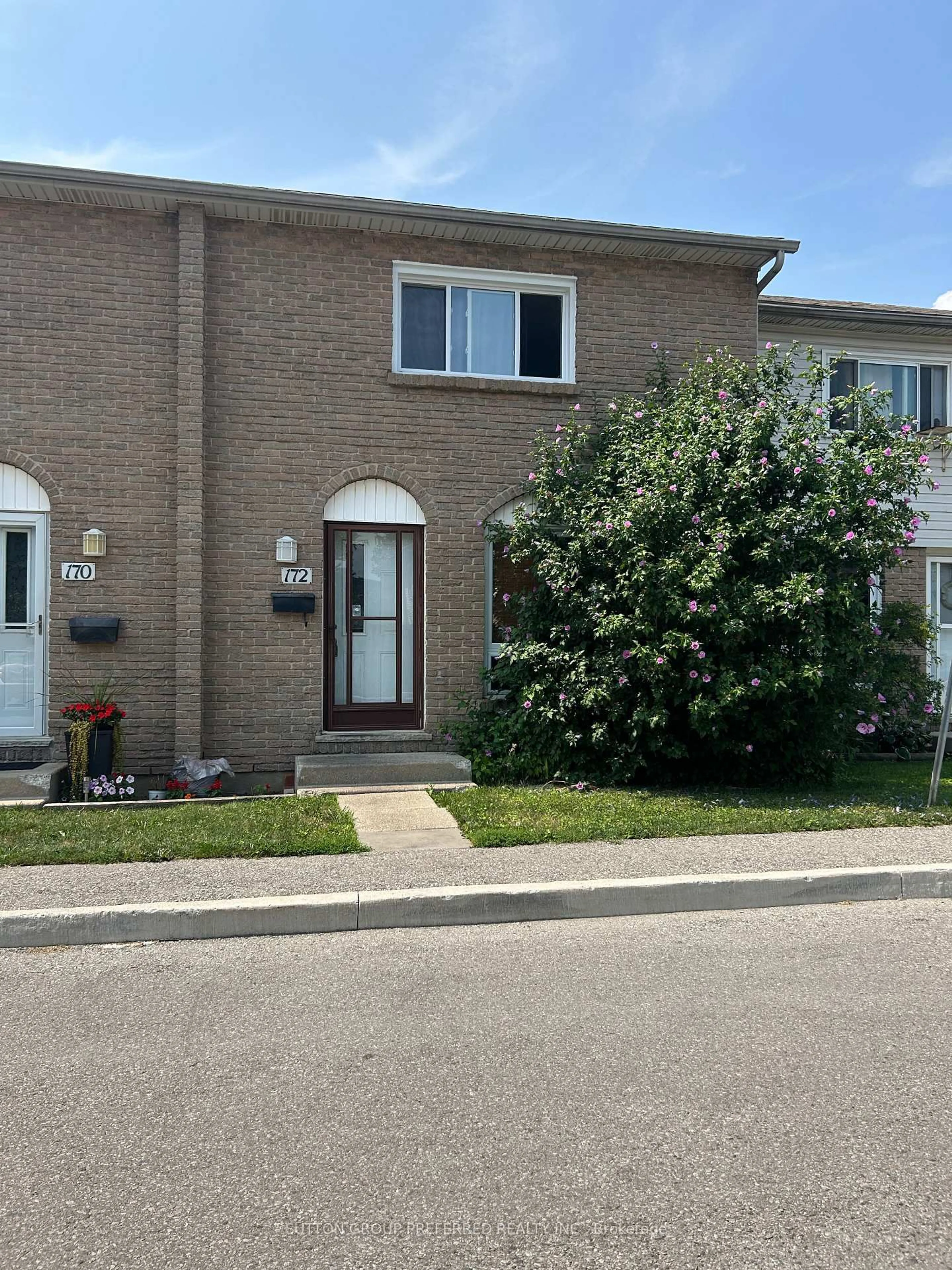 Unknown for 1775 Culver Dr #172, London East Ontario N5V 3H6
