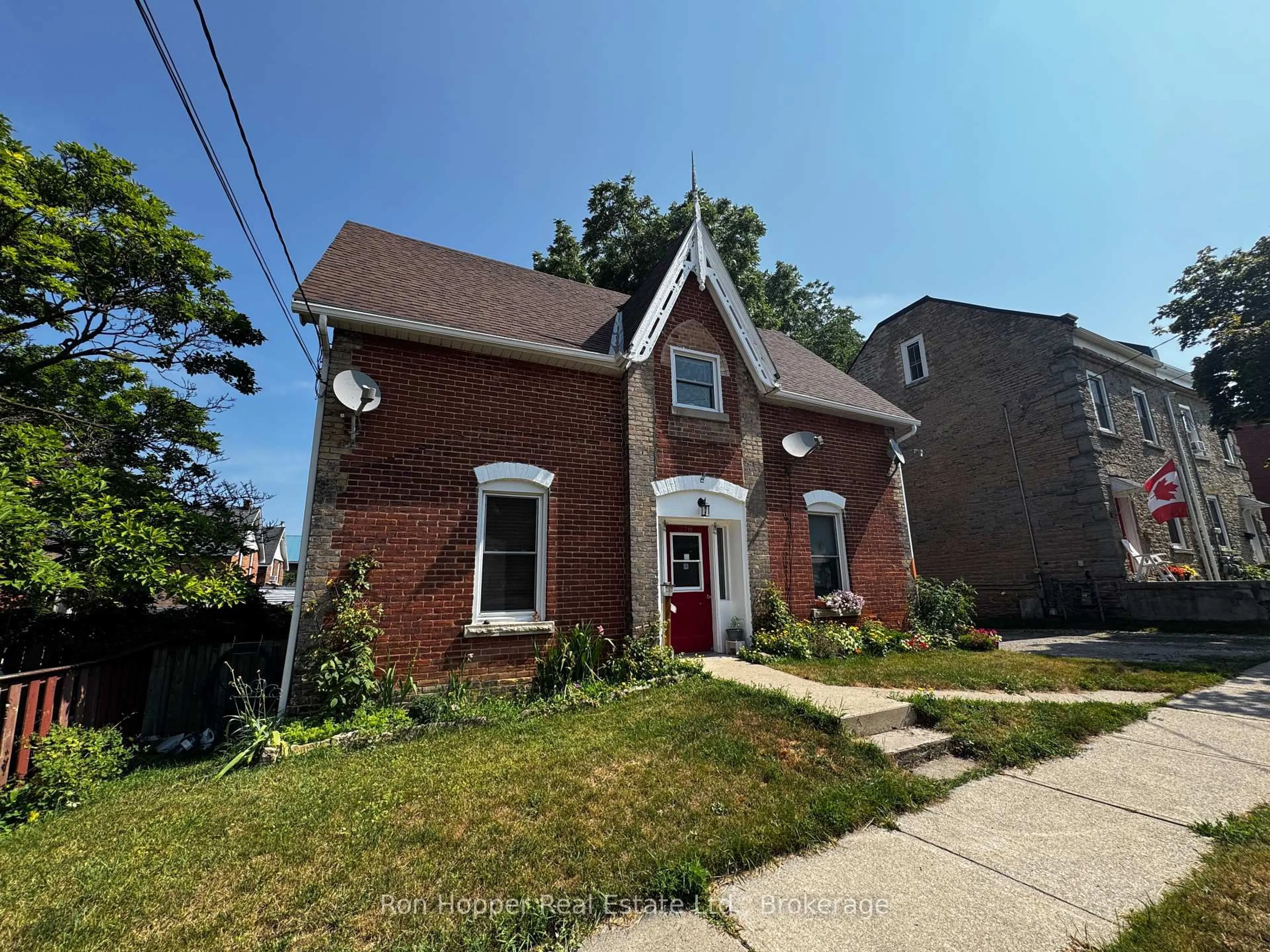Home with brick exterior material, street for 226 12th Street, Owen Sound Ontario N4K 1V8