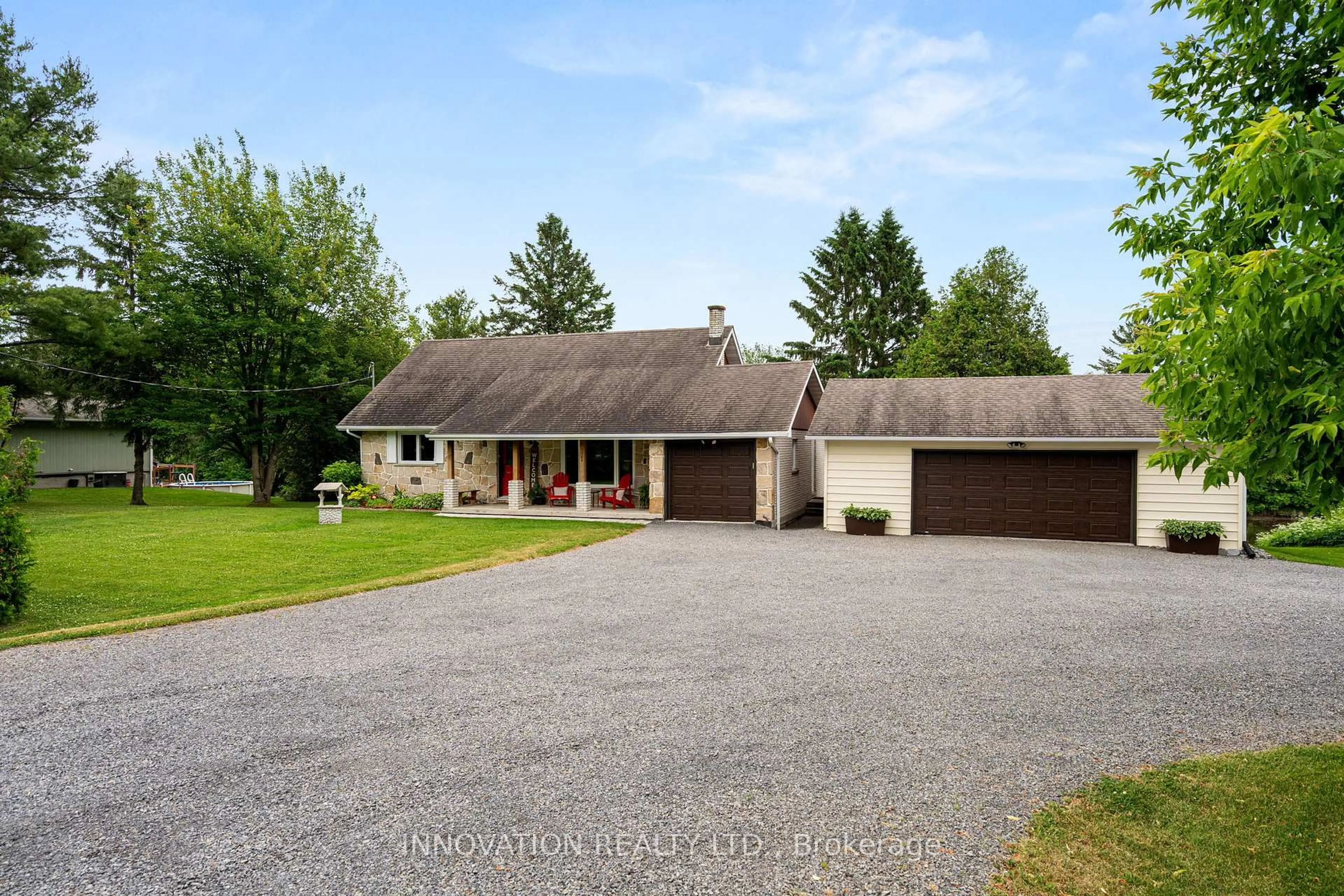 A pic from outside/outdoor area/front of a property/back of a property/a pic from drone, unknown for 1424 Notre Dame St, Russell Ontario K0A 1W0