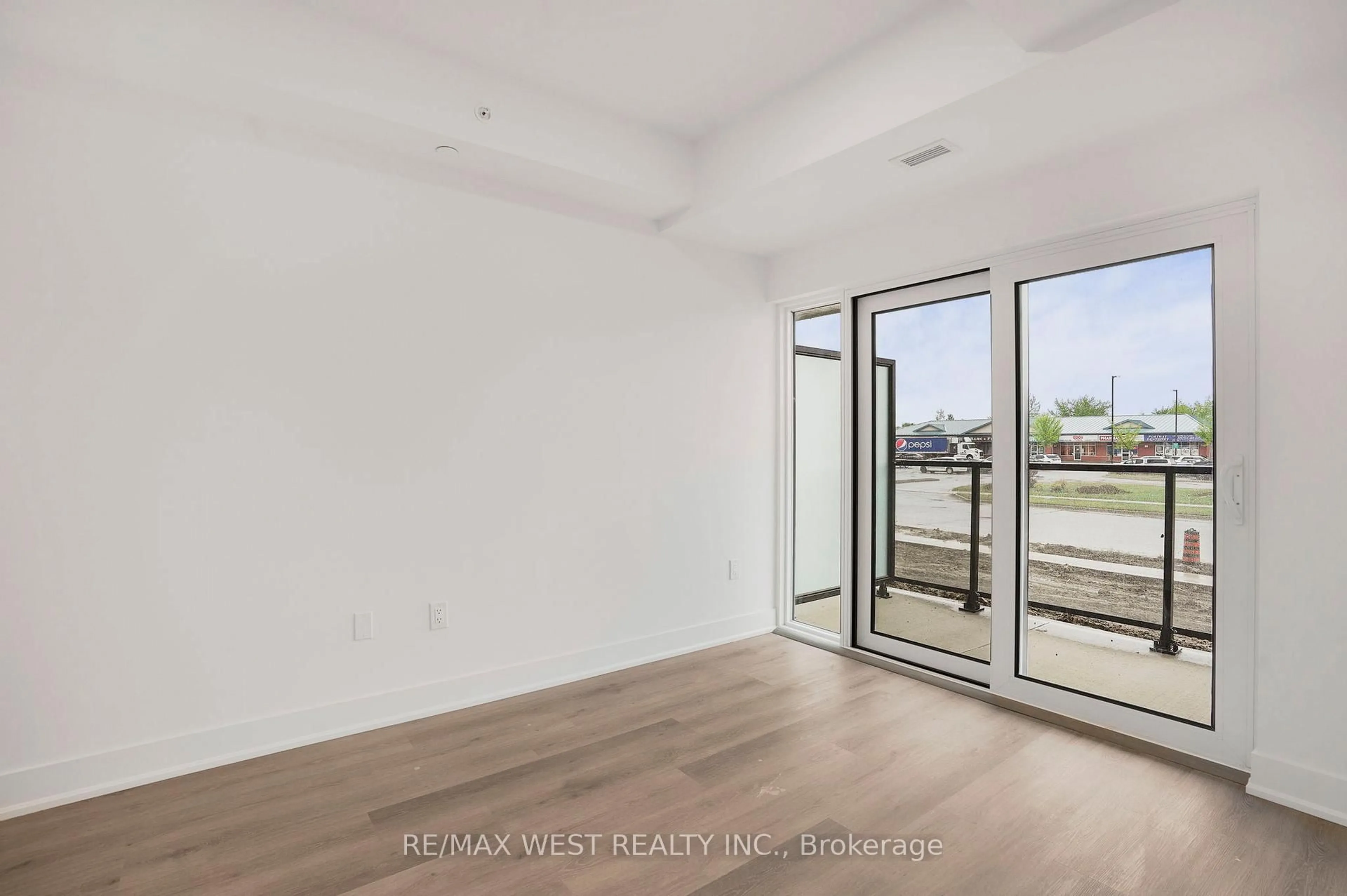 A pic of a room for 575 Conklin Rd #G03, Brantford Ontario N3T 5L5