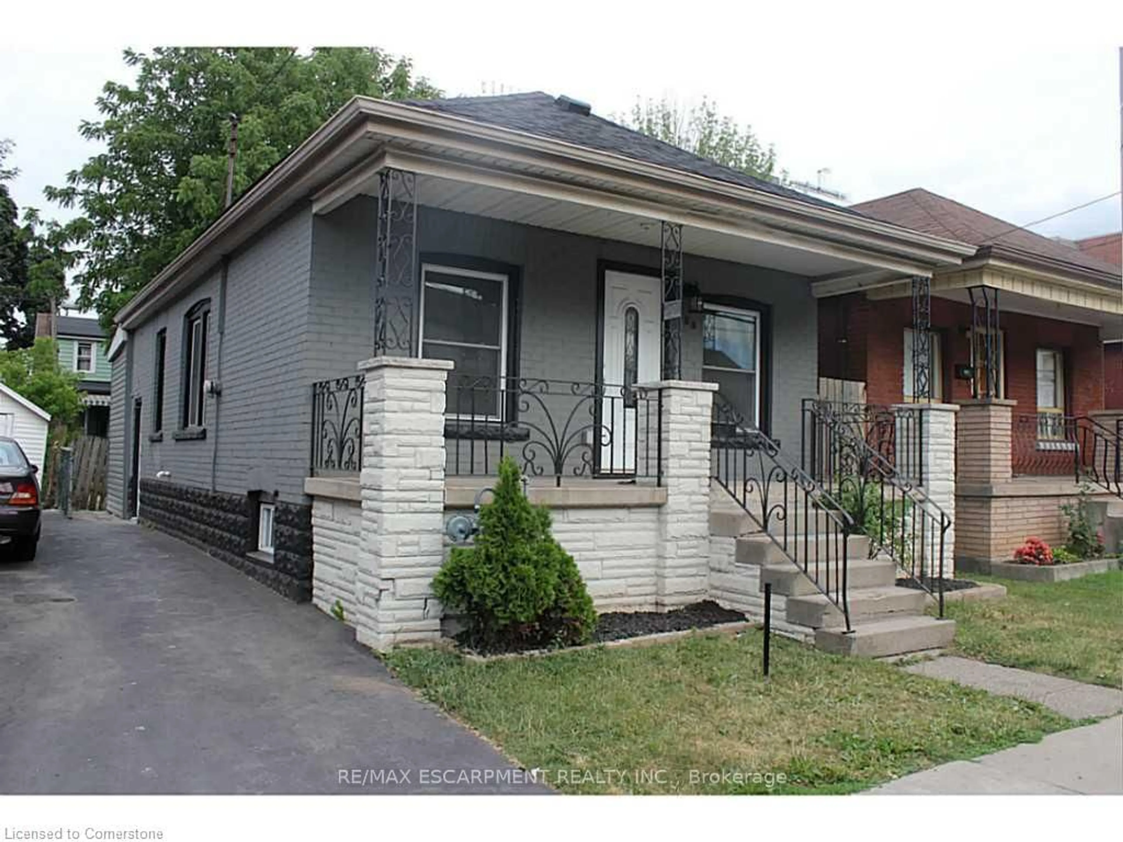 Home with brick exterior material, street for 106 Lottridge St, Hamilton Ontario L8L 6T9