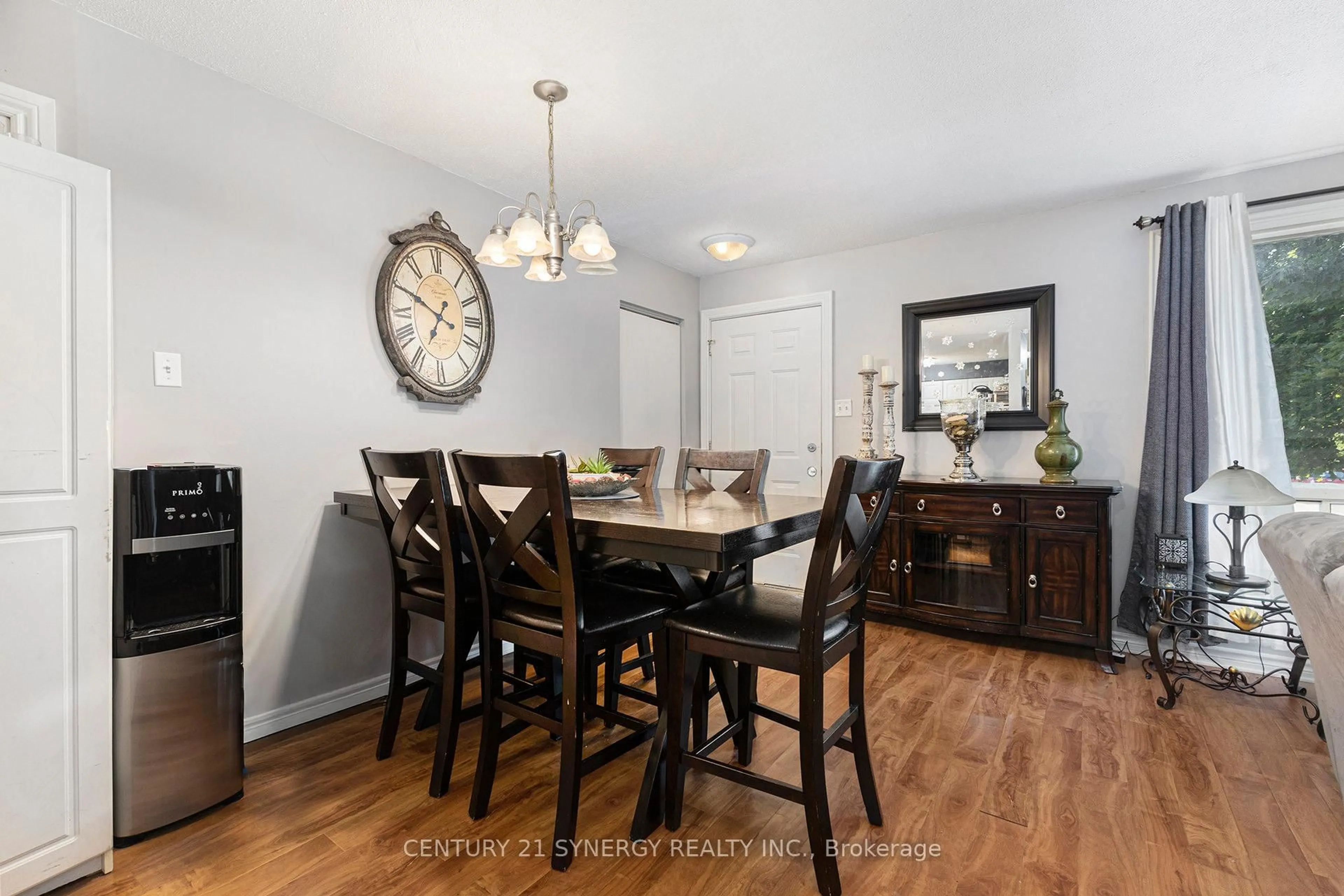 Dining room, wood/laminate floor for 389 Thomas St, Carleton Place Ontario K7C 3Z3