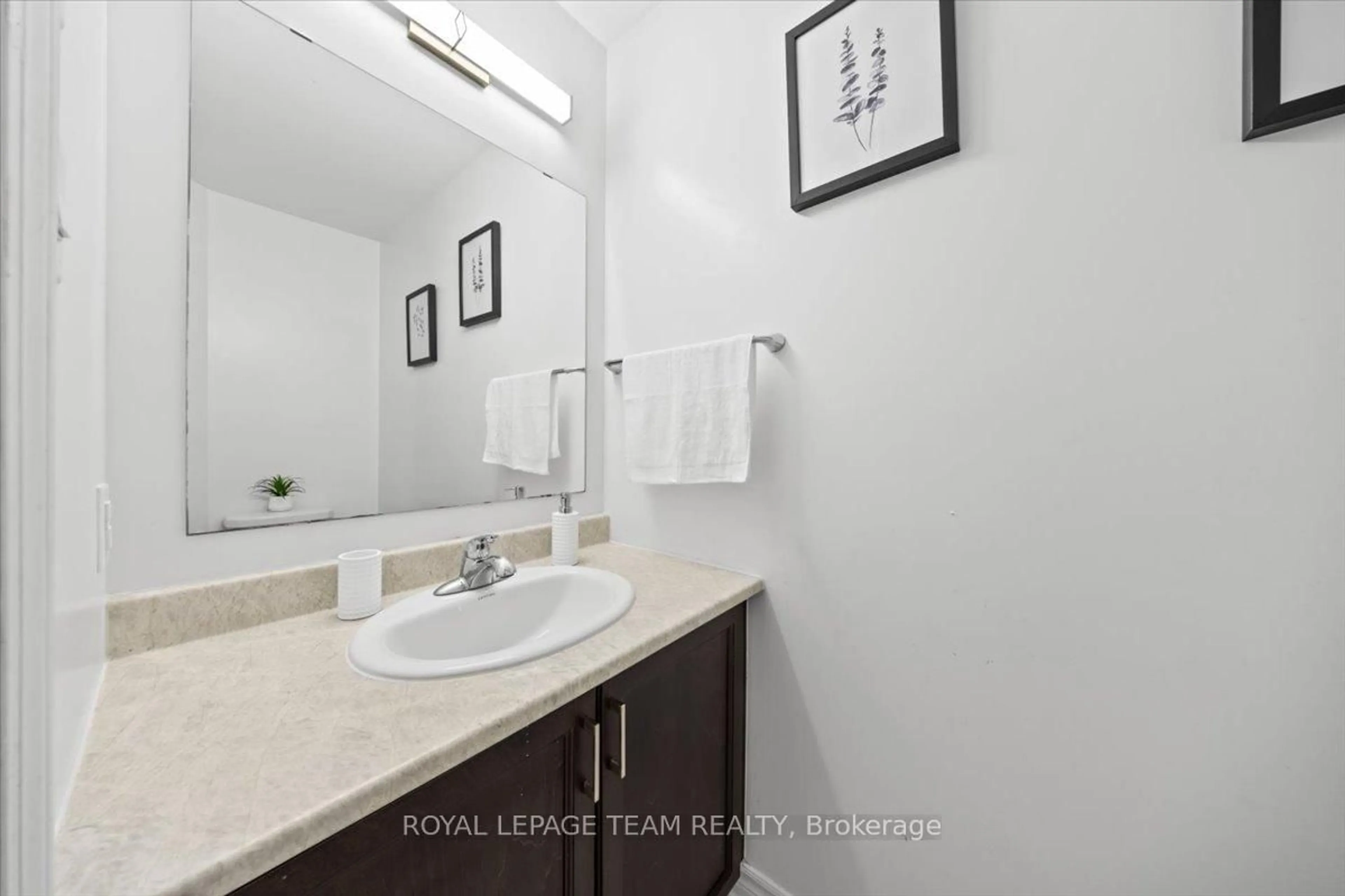 Standard bathroom, unknown for 244 Fergus Cres, Ottawa Ontario K2J 3L7