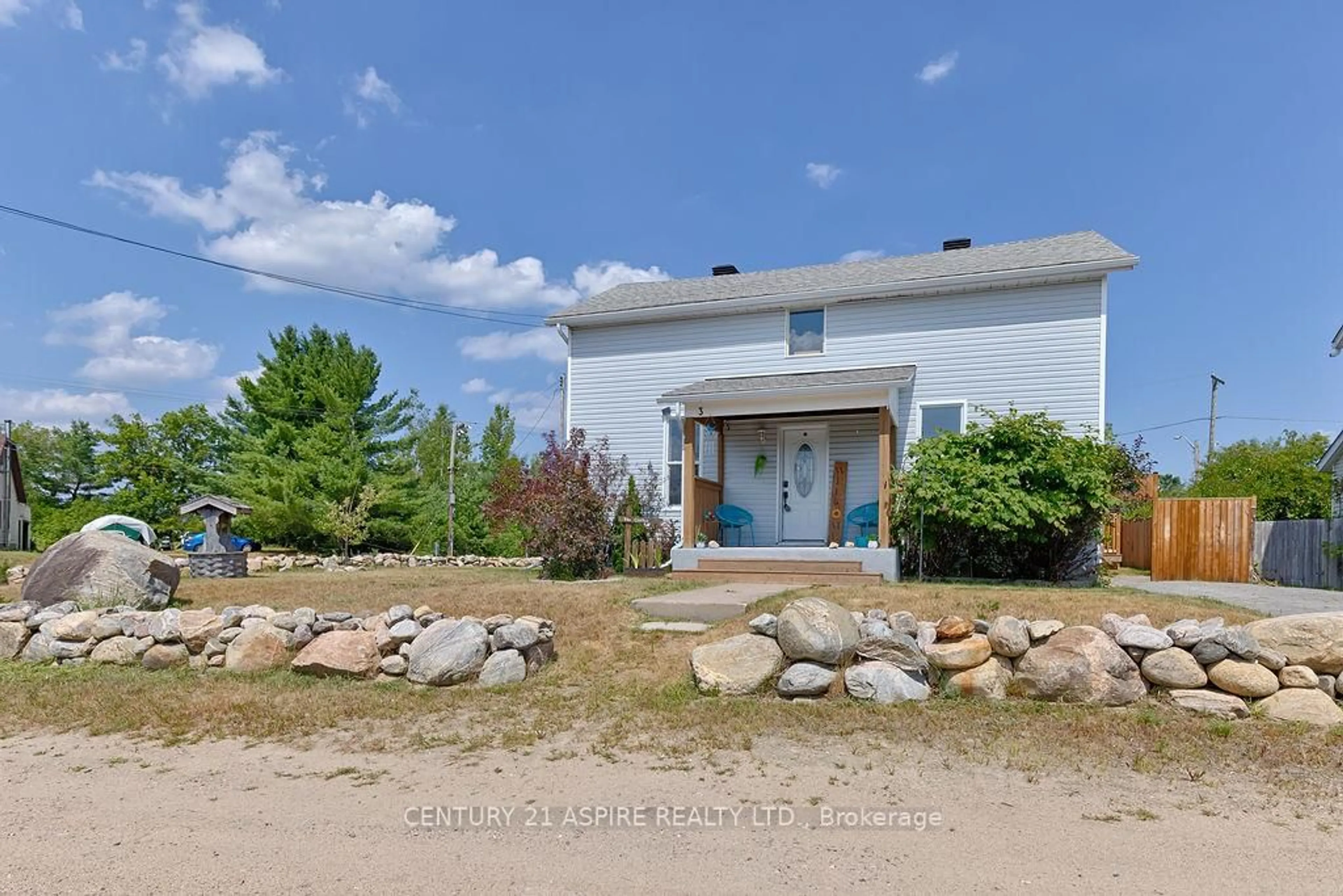 A pic from outside/outdoor area/front of a property/back of a property/a pic from drone, water/lake/river/ocean view for 3 Kellett St, Chalk River Ontario K0J 1J0