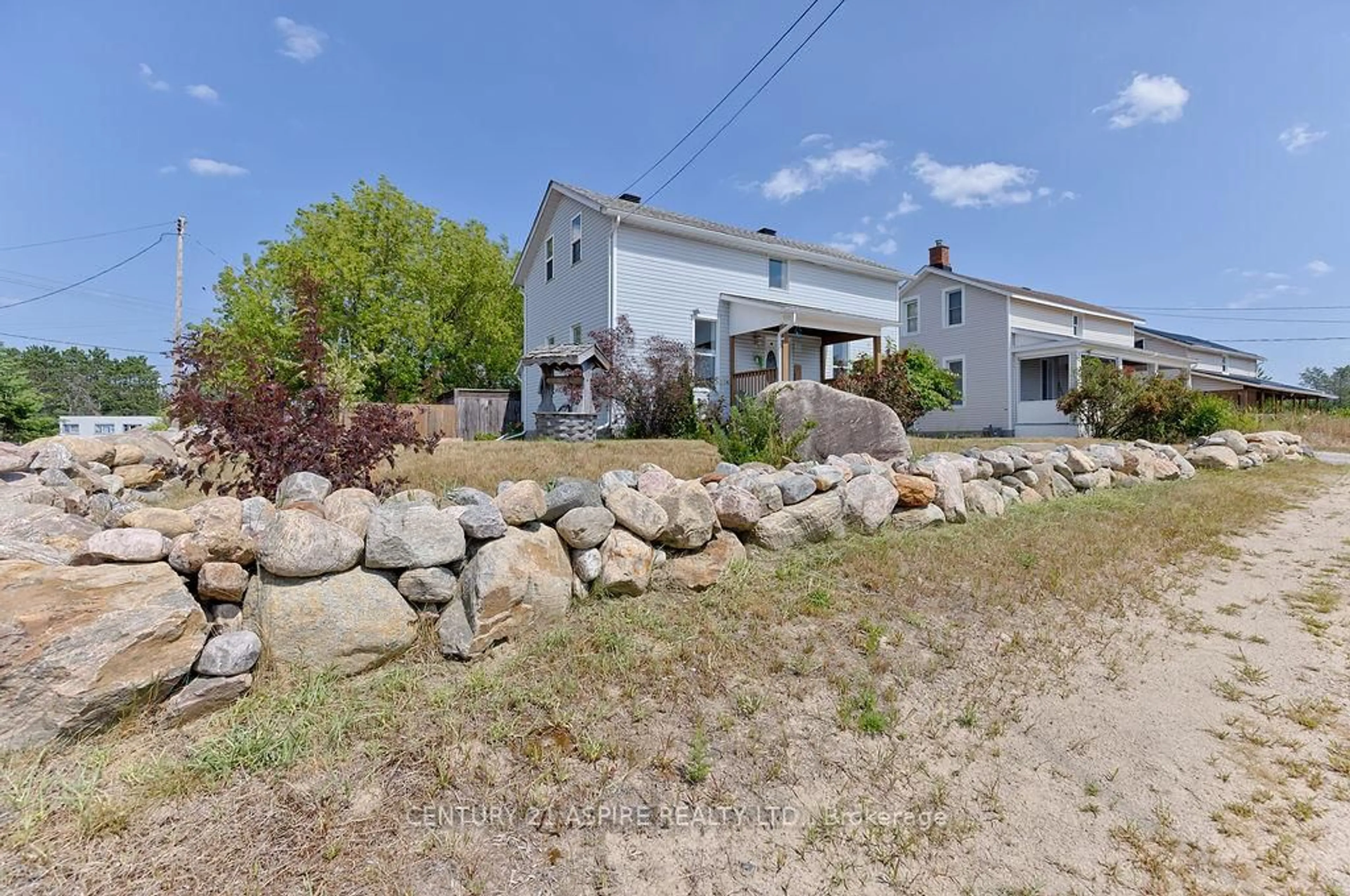 A pic from outside/outdoor area/front of a property/back of a property/a pic from drone, unknown for 3 Kellett St, Chalk River Ontario K0J 1J0