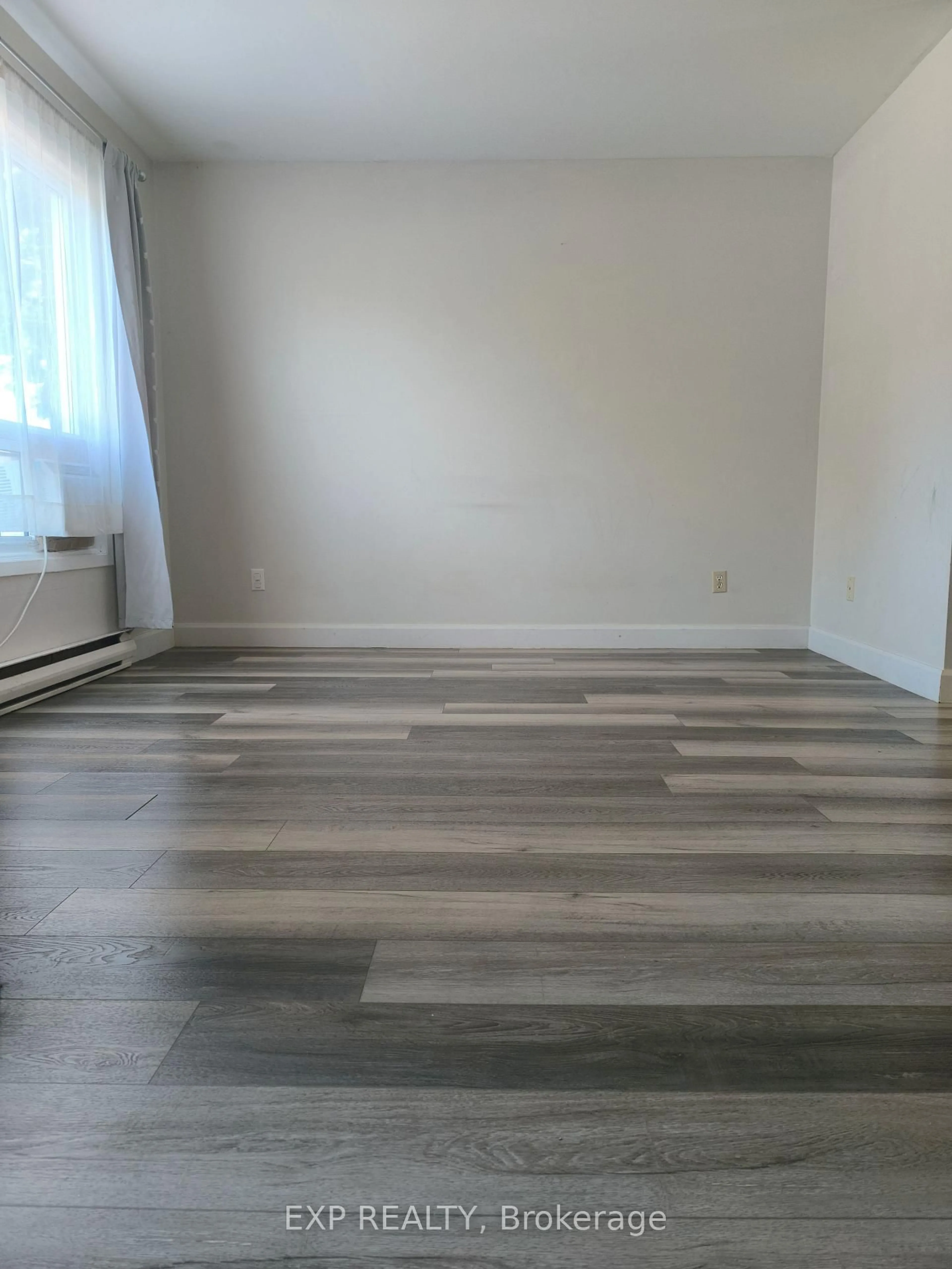 A pic of a room for 311 Vesta Rd #2, London East Ontario N5Y 5H8