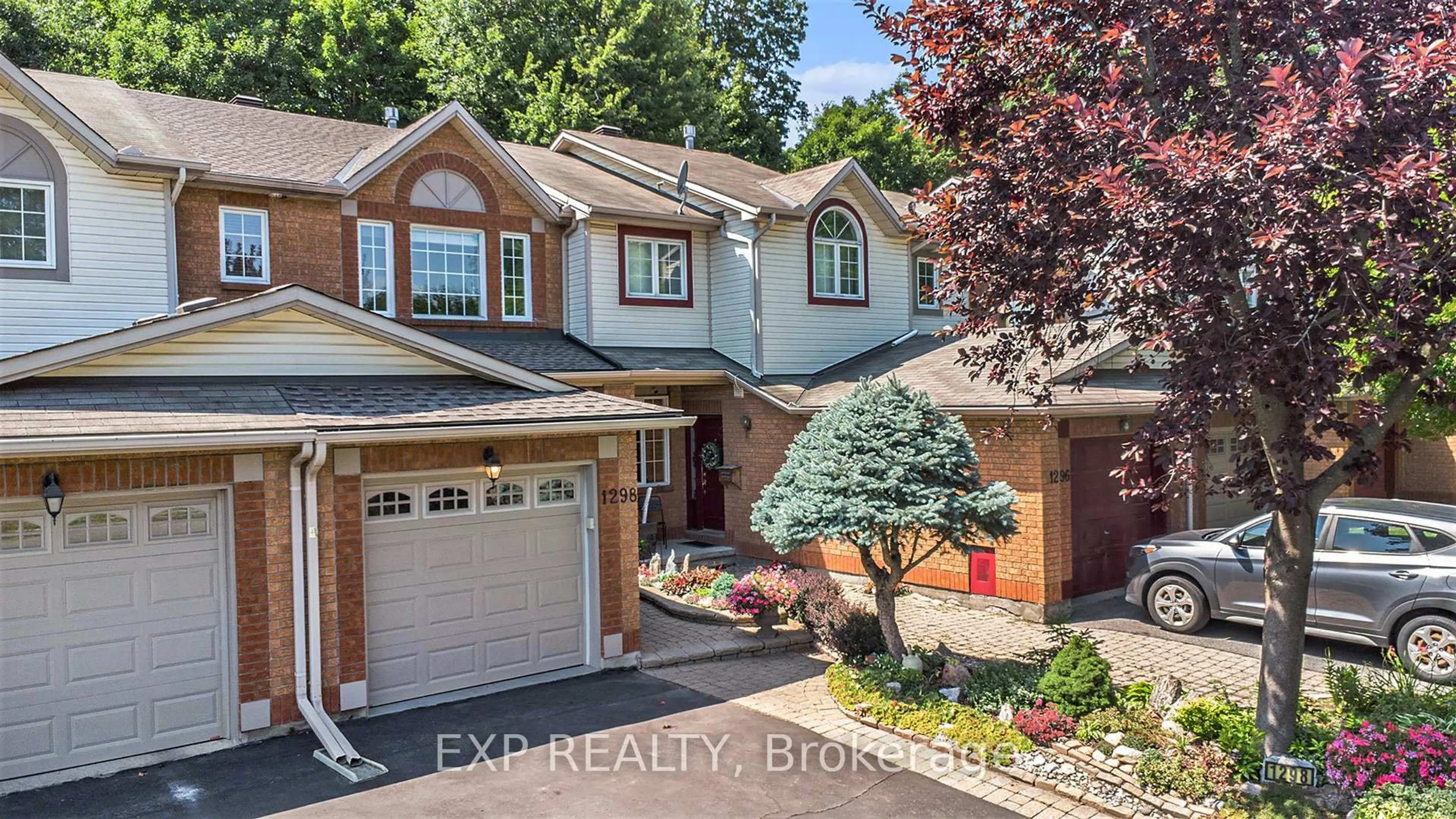 Home with brick exterior material, street for 1298 Silvestri Cres, Ottawa Ontario K1J 1E8