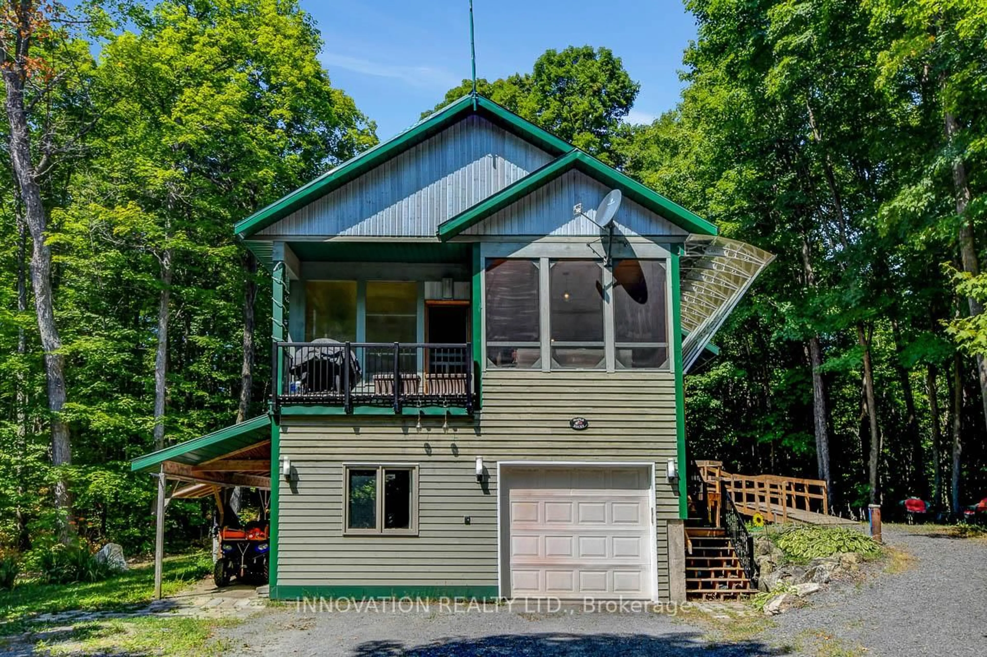 Home with vinyl exterior material, unknown for 5149 Carp Rd, Kinburn Ontario K0A 2H0