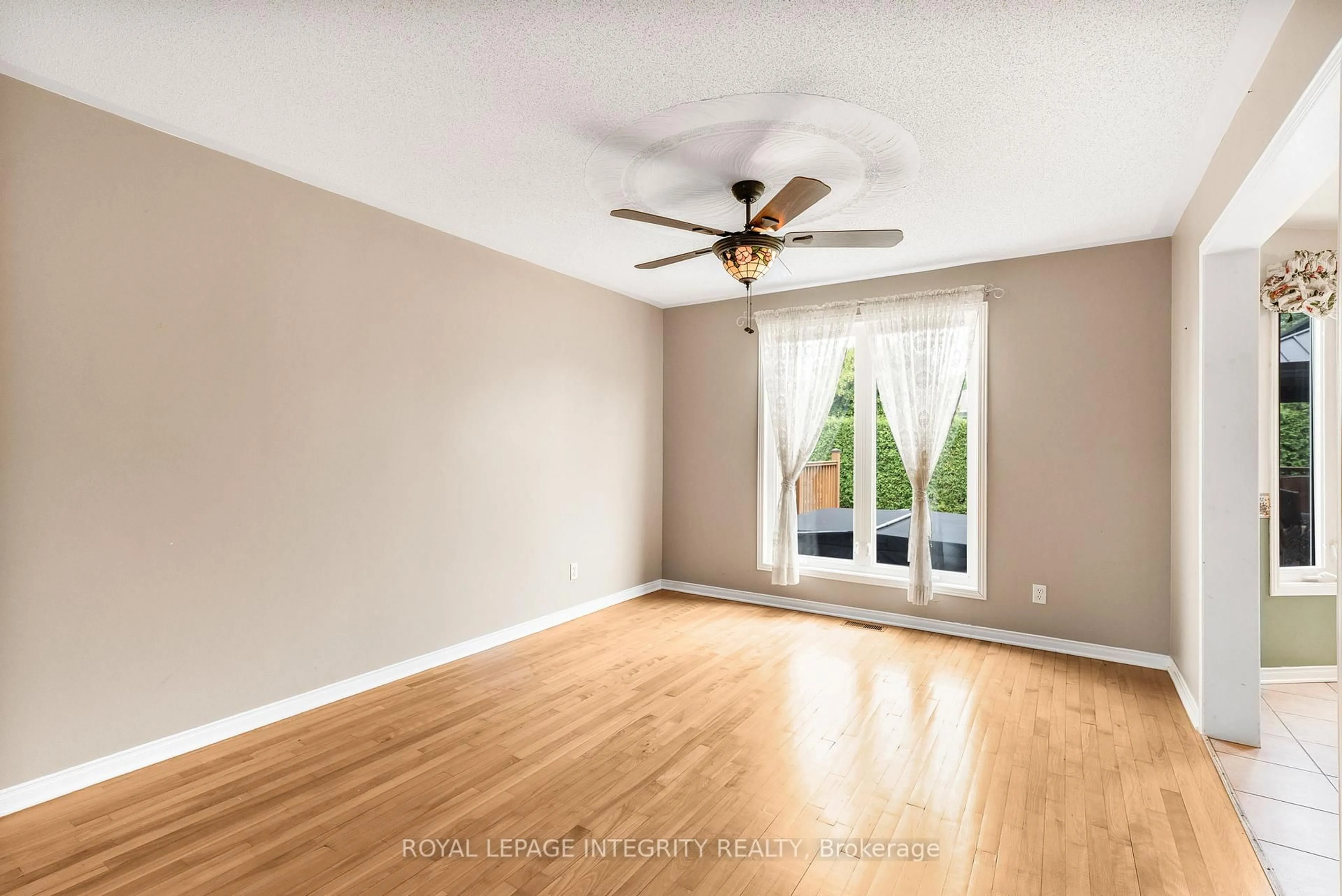 A pic of a room for 1659 Toulouse Cres, Orleans Ontario K1C 6K5