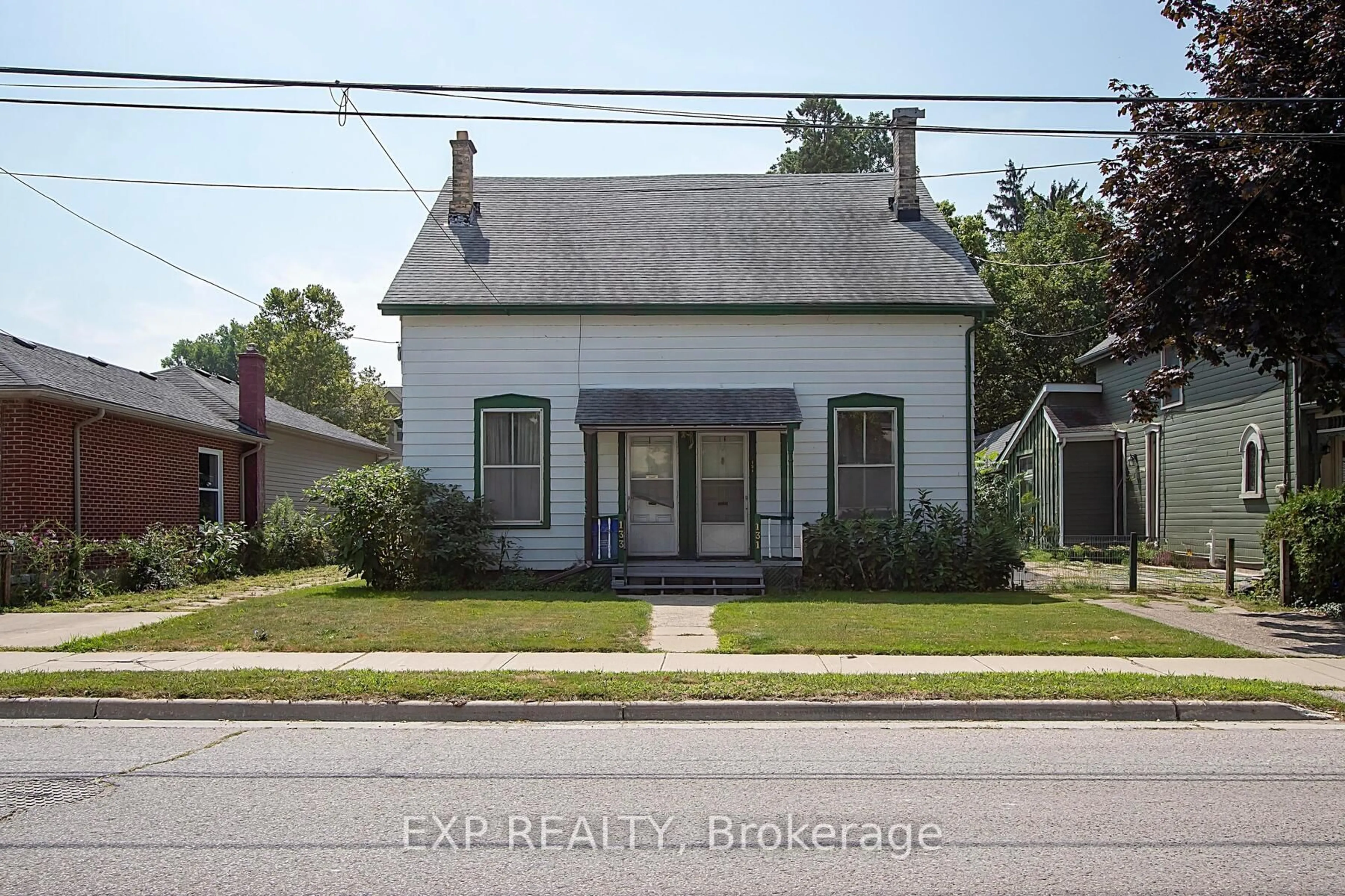 Unknown for 131/133 Ann St, London East Ontario N6A 1R2