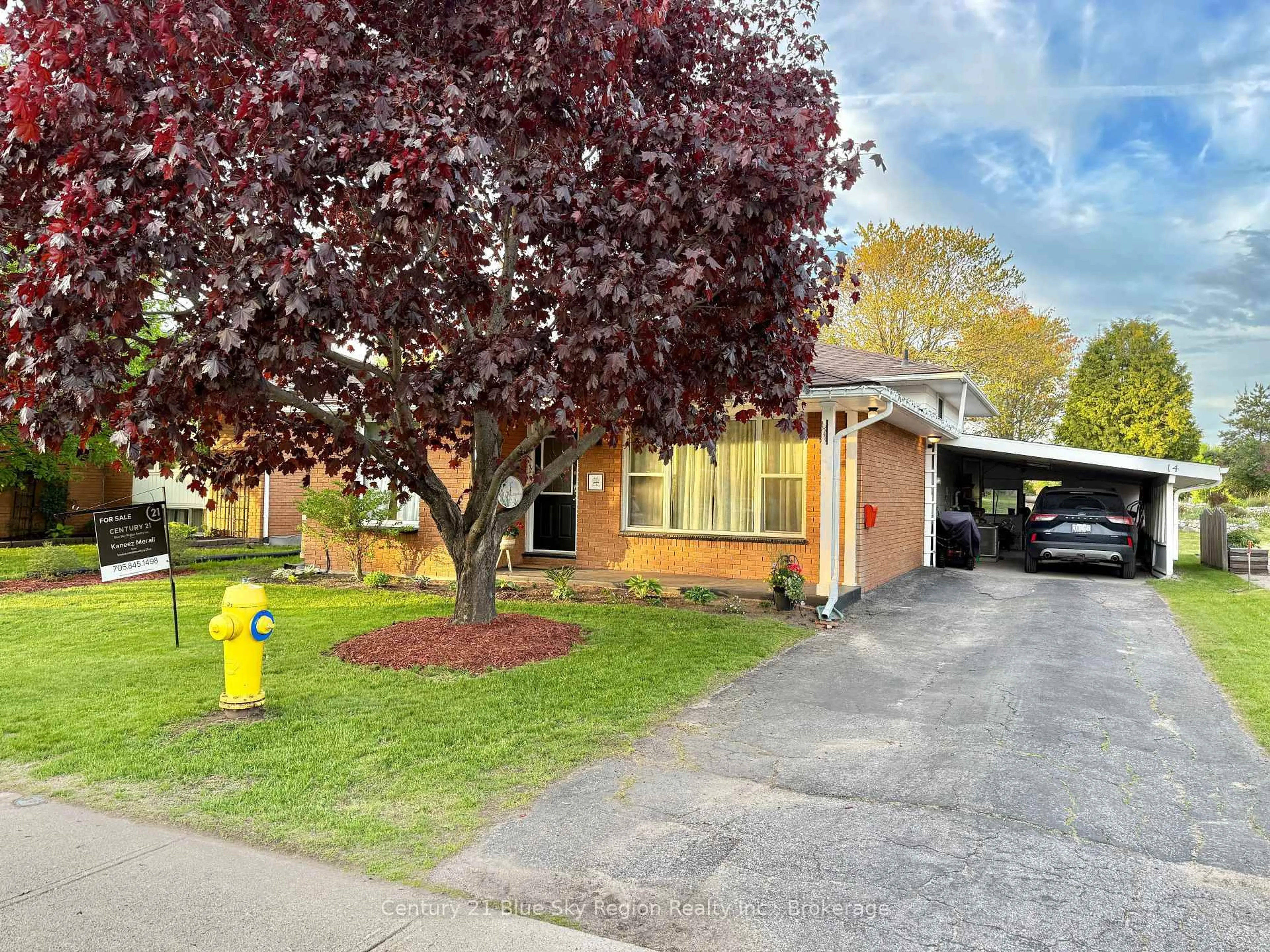 A pic from outside/outdoor area/front of a property/back of a property/a pic from drone, street for 14 MARSHALL PARK Dr, North Bay Ontario P1A 2N9