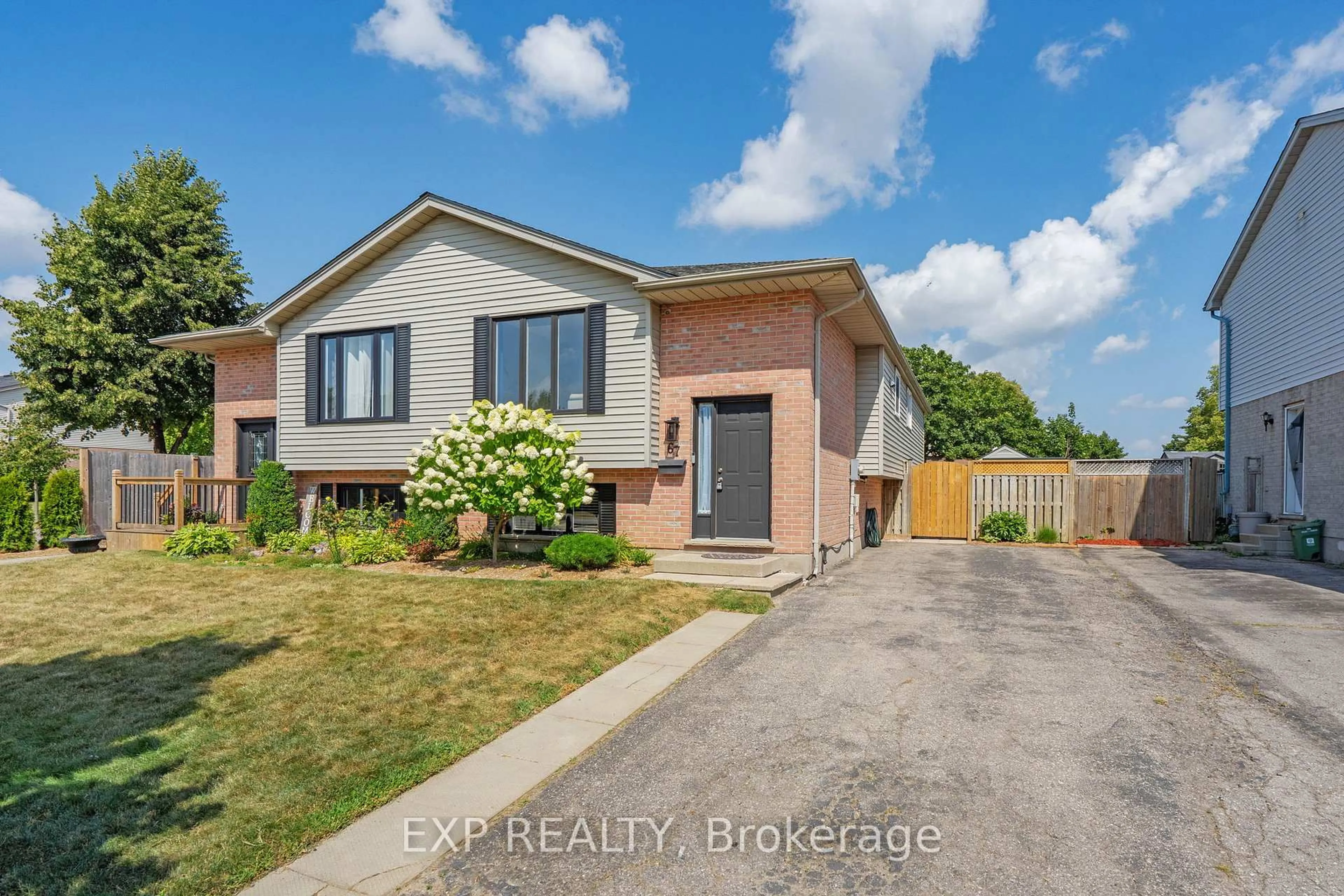 A pic from outside/outdoor area/front of a property/back of a property/a pic from drone, street for 67 Moreau Cres, London East Ontario N5V 4S7
