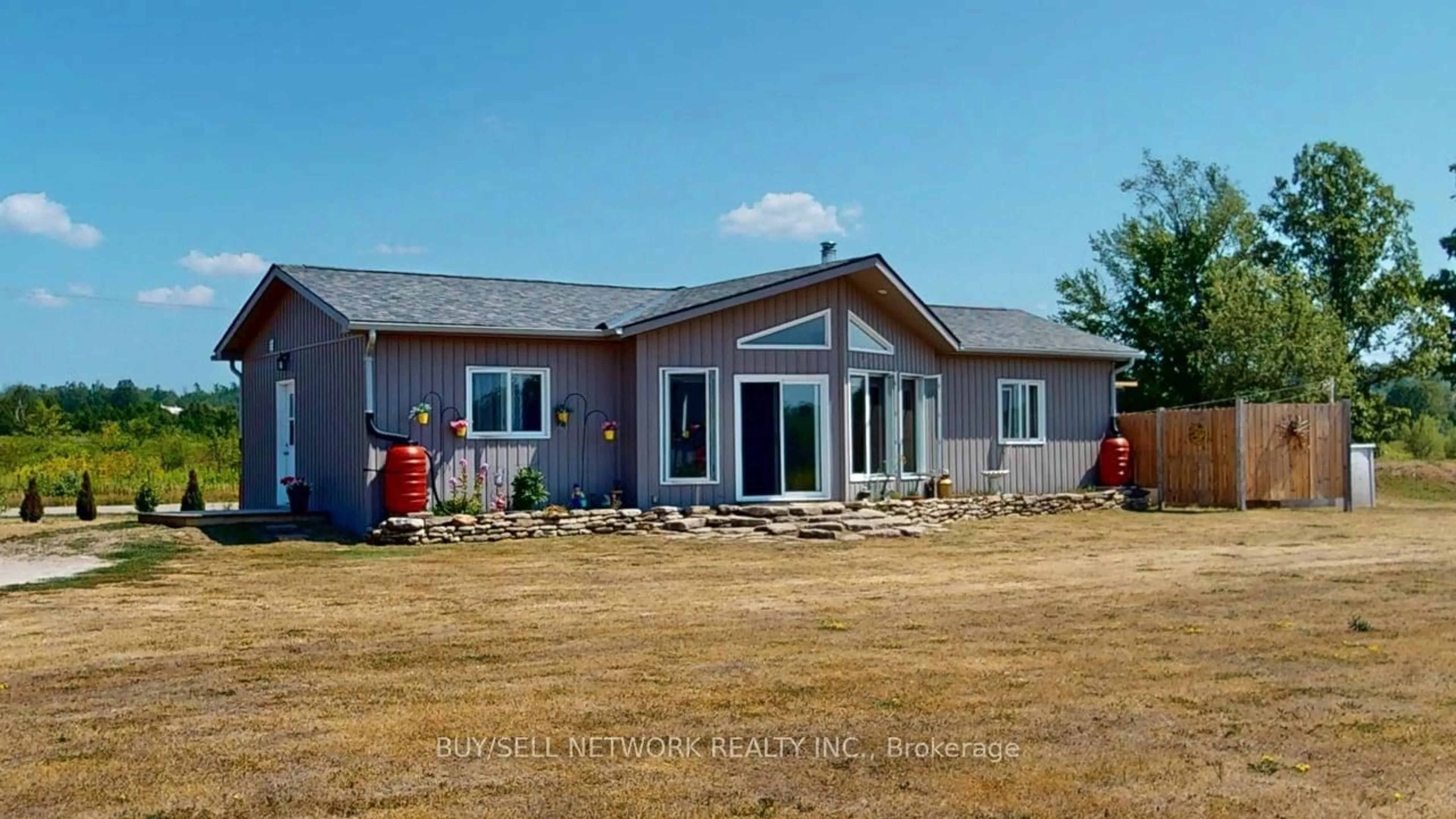 Home with vinyl exterior material, building for 3435 Baseline Rd, Otonabee-South Monaghan Ontario K0L 2G0