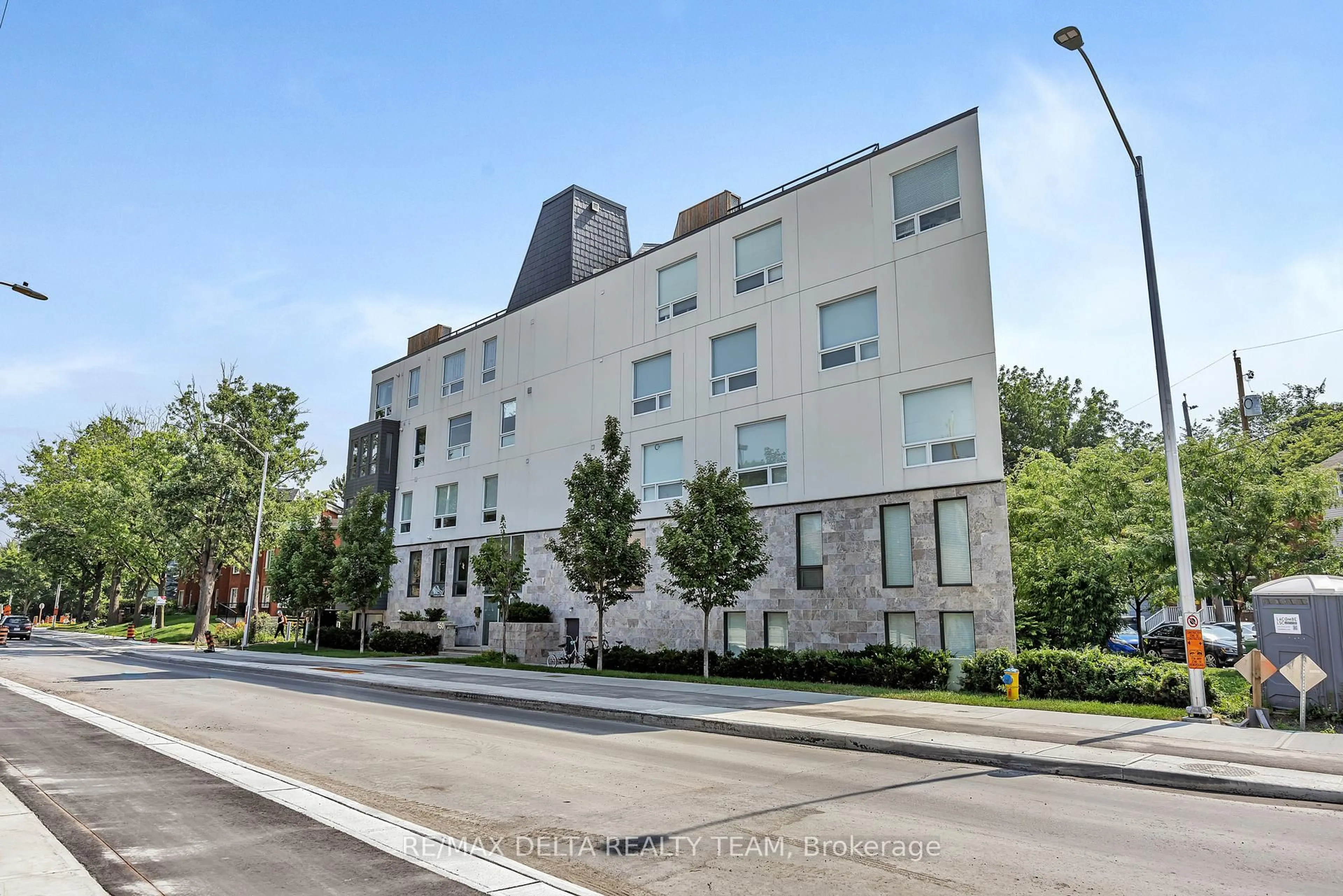 Unknown for 150 Greenfield Ave #405, Ottawa Ontario K1S 5W6