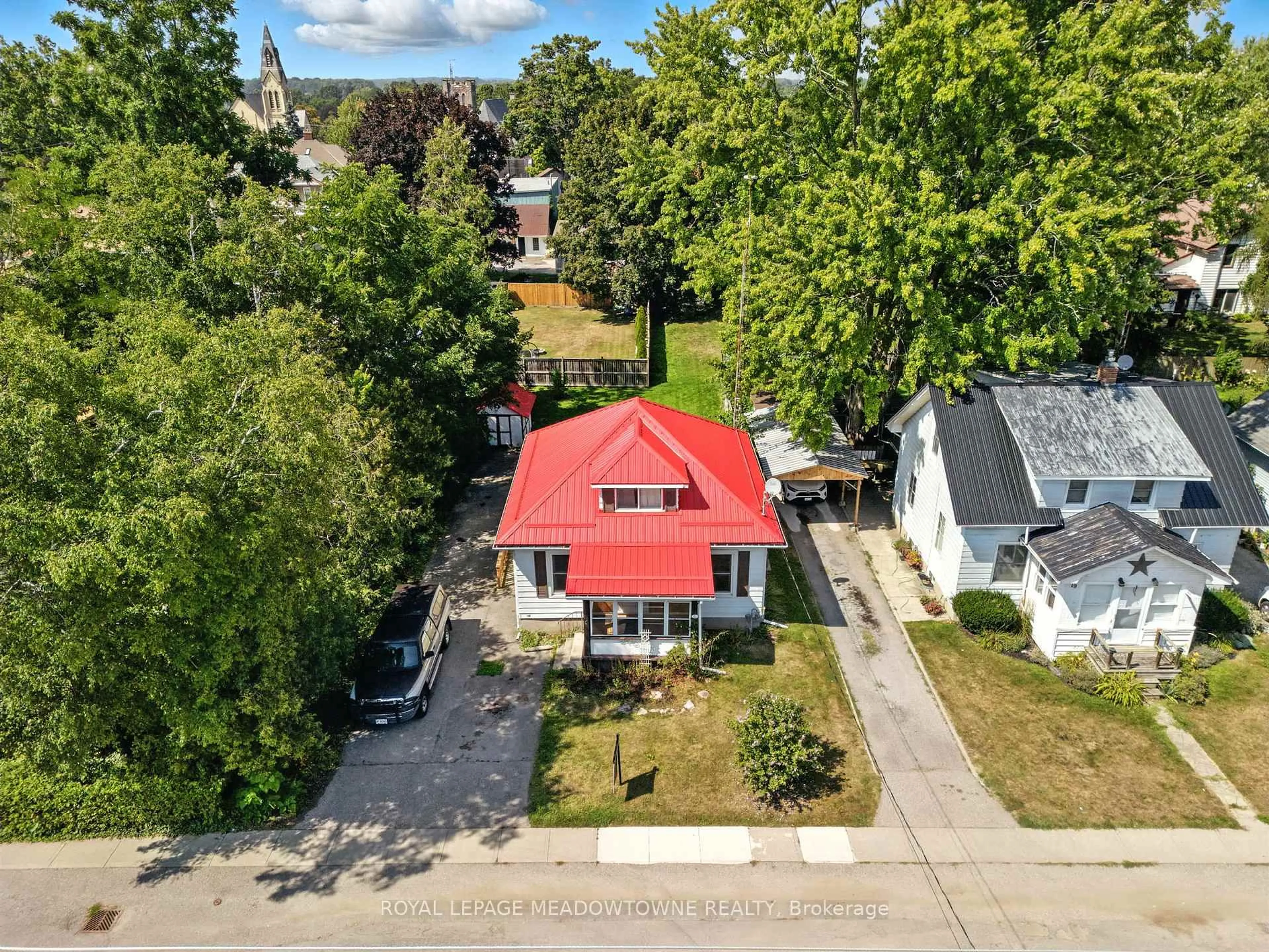 A pic from outside/outdoor area/front of a property/back of a property/a pic from drone, street for 15 Church St, Norfolk Ontario N0E 1Y0