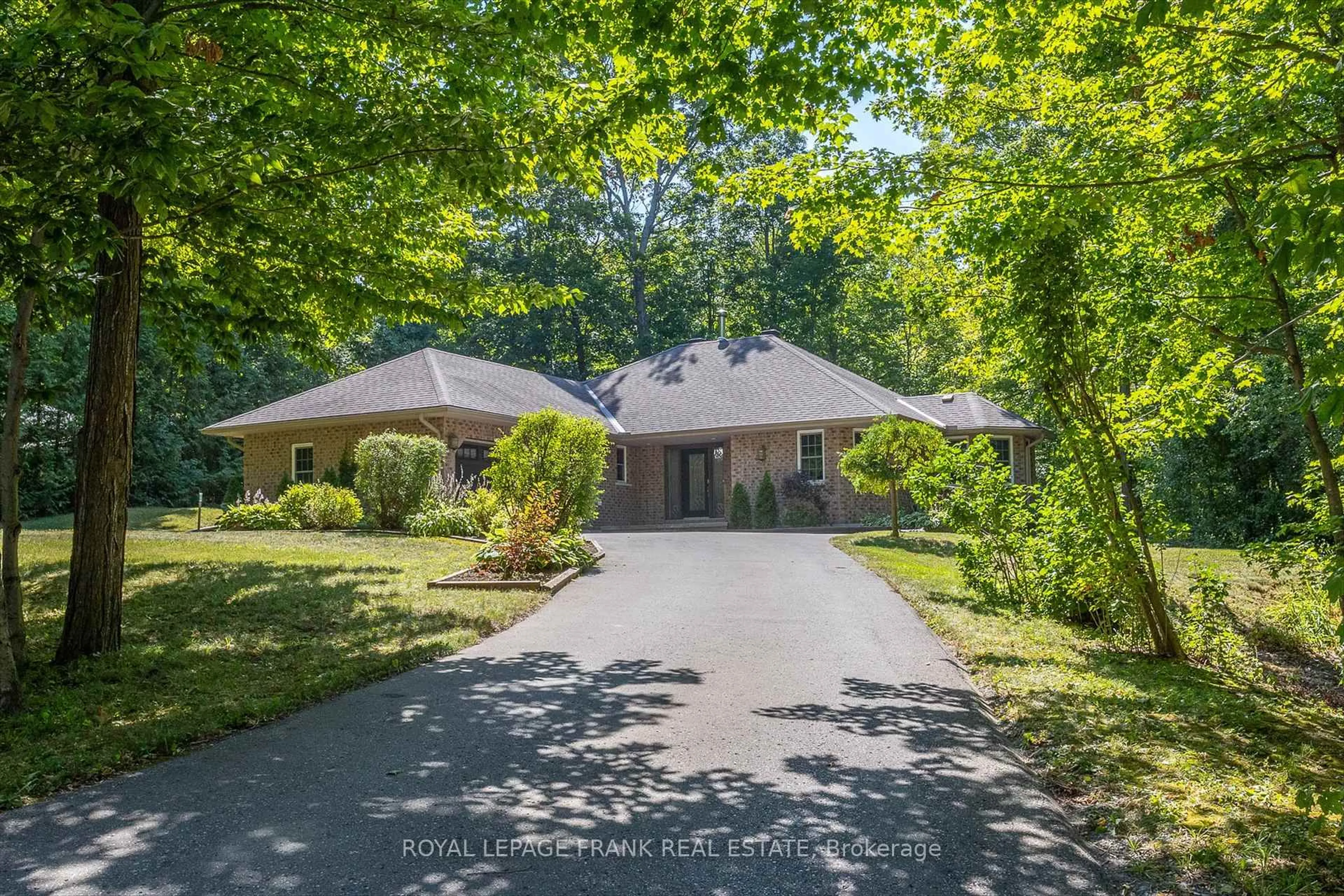 A pic from outside/outdoor area/front of a property/back of a property/a pic from drone, street for 24 Deer Ave, Cavan Monaghan Ontario L0A 1G0