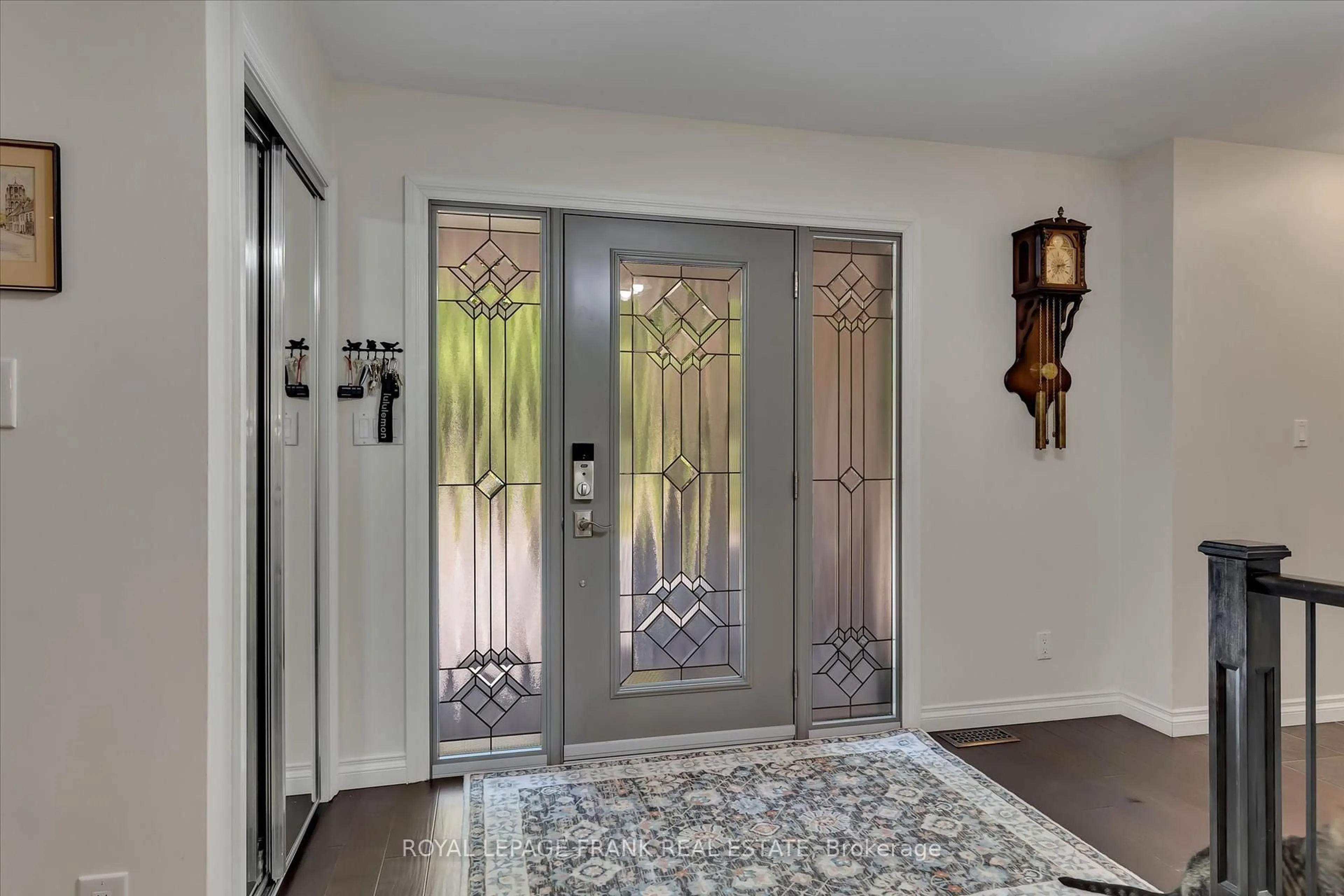 Indoor entryway for 24 Deer Ave, Cavan Monaghan Ontario L0A 1G0