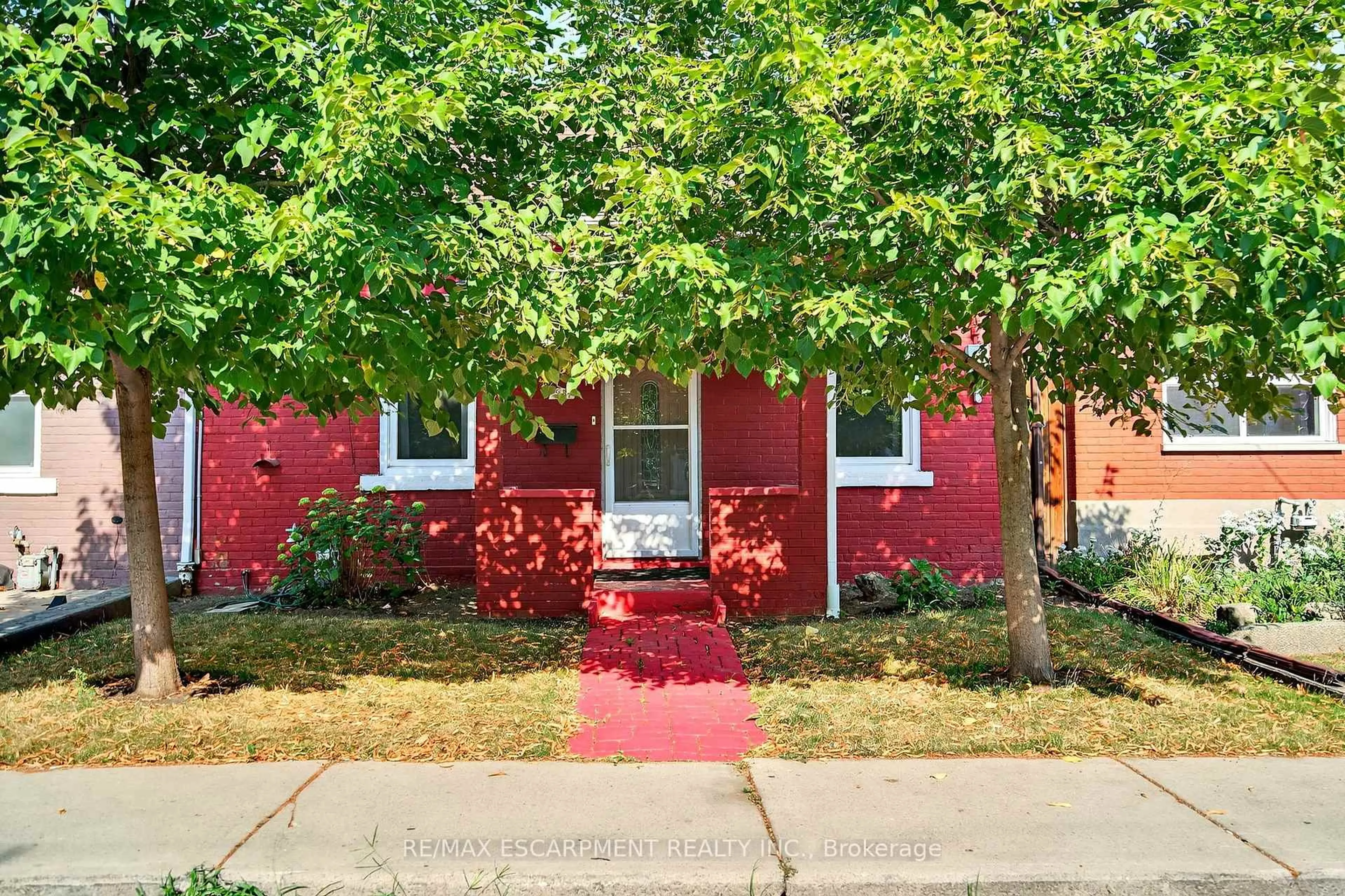 Unknown for 231 EMERALD St, Hamilton Ontario L8L 5L1