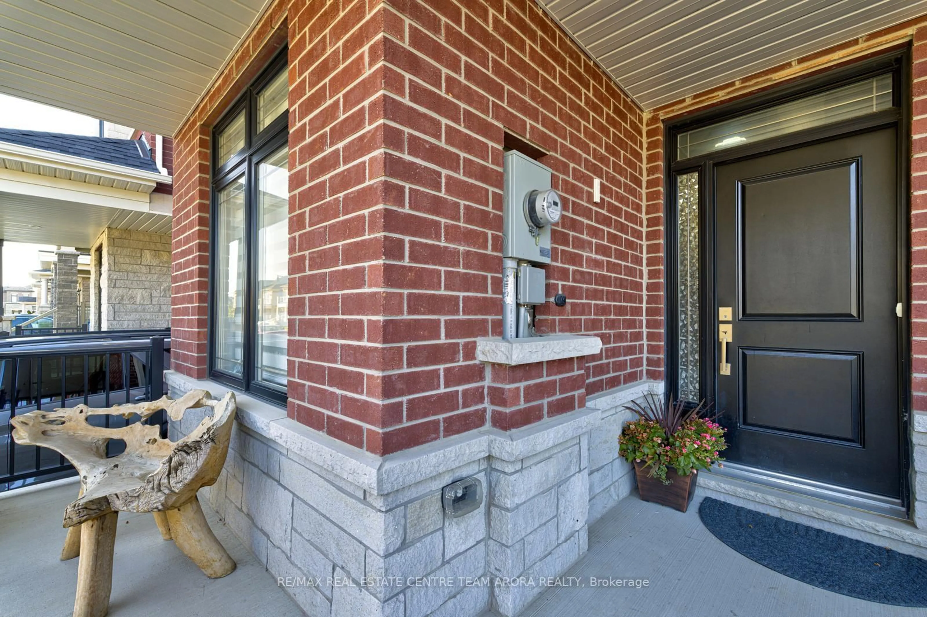 Home with brick exterior material, street for 39 Great Fls Blvd, Hamilton Ontario L0R 2H7