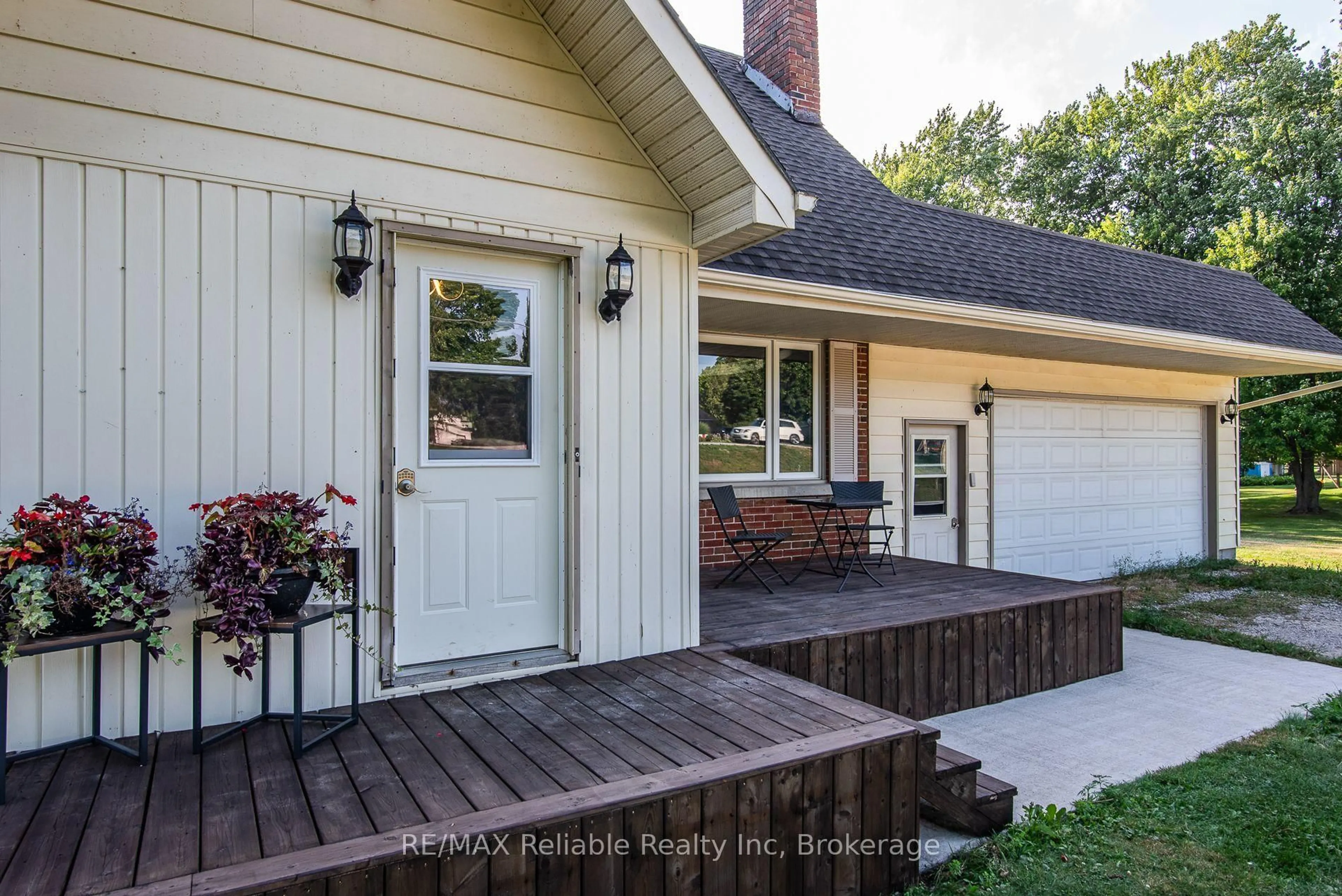 Unknown for 77825 London Rd, Central Huron Ontario N0M 1L0