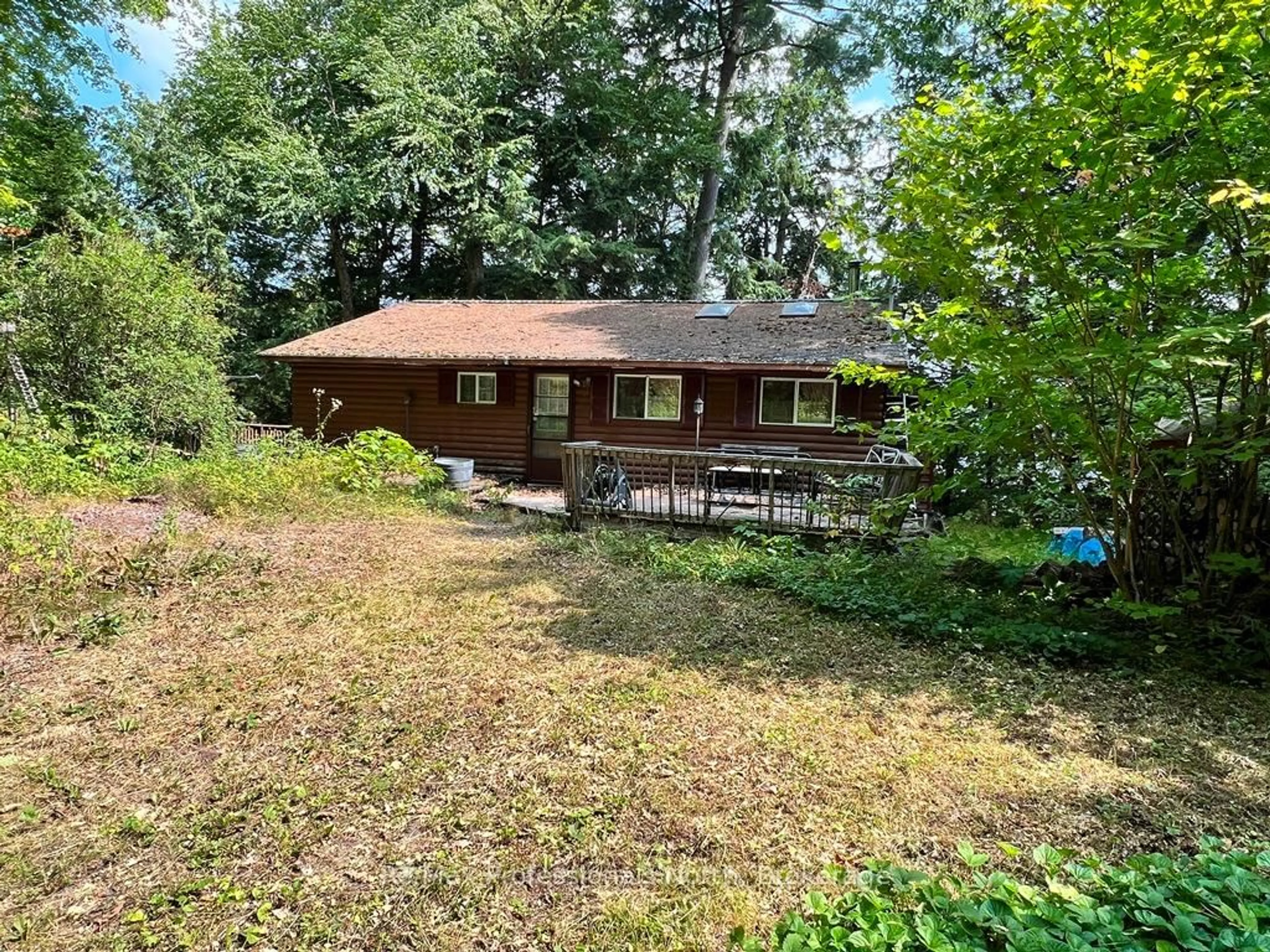 A pic from outside/outdoor area/front of a property/back of a property/a pic from drone, forest/trees view for 1019 Goshawk Cres, Dysart et al Ontario K0L 1M1