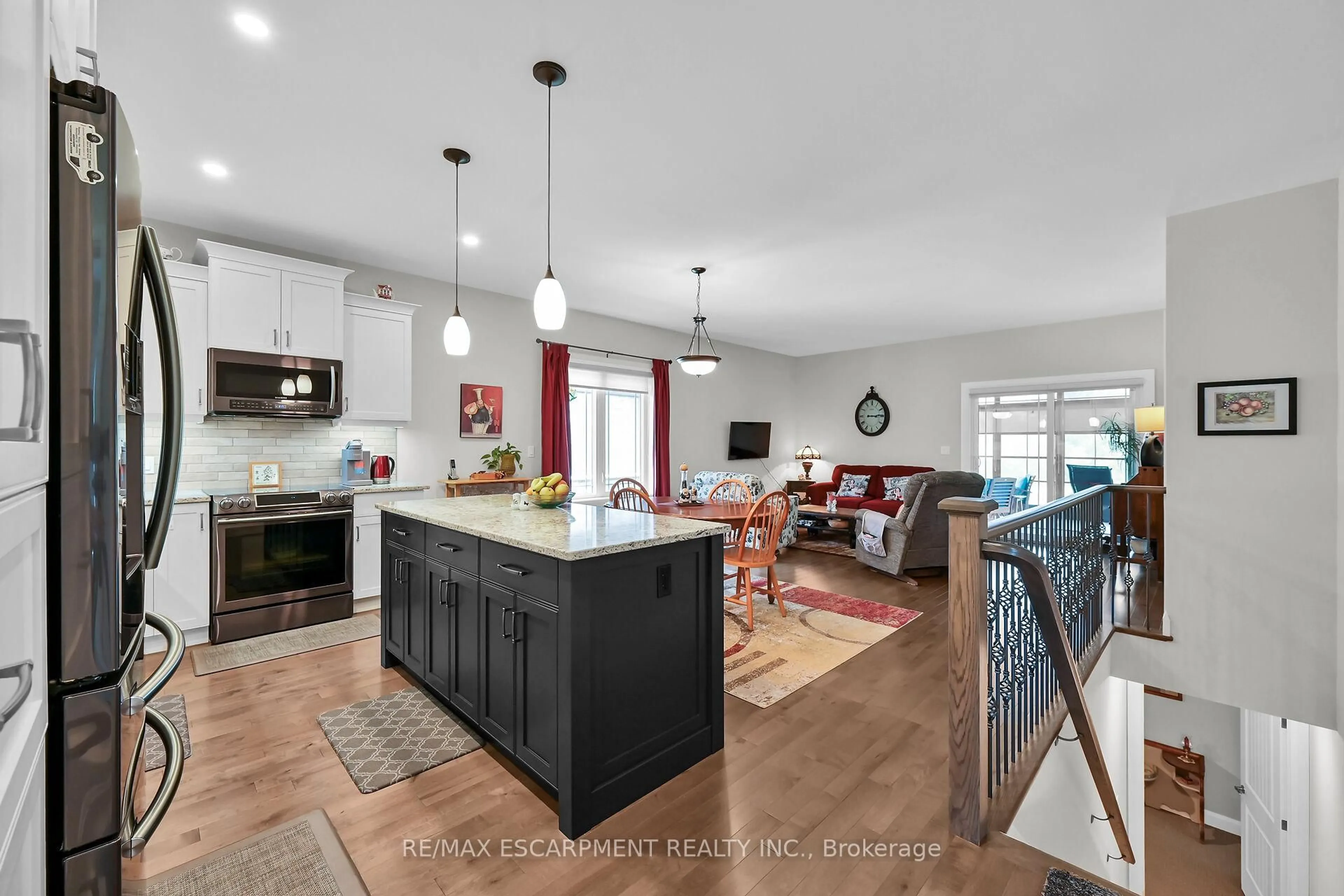 Open concept kitchen, unknown for 156 St. Michaels St, Norfolk Ontario N4B 0A3