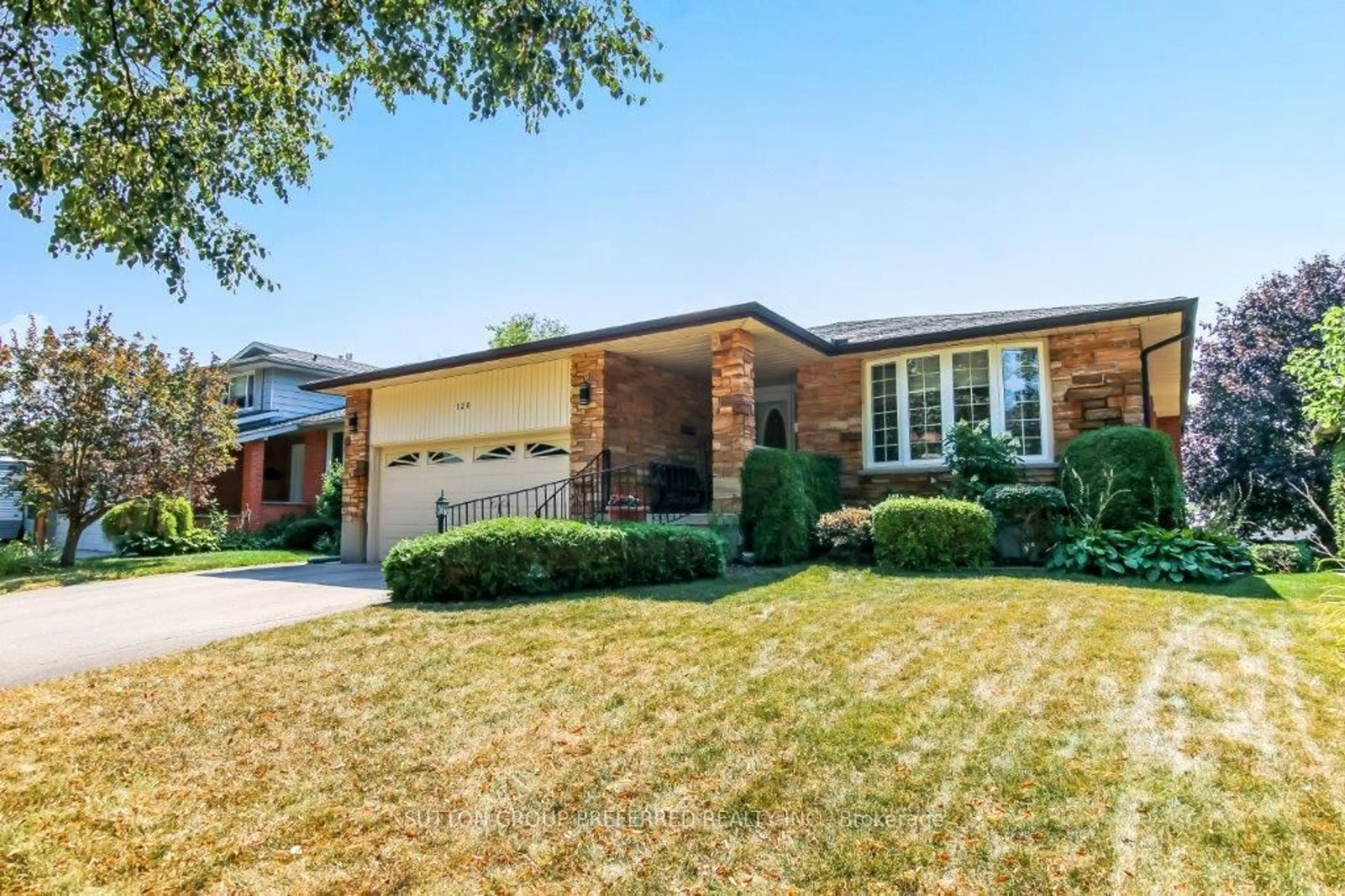 Home with brick exterior material, street for 128 Concord Cres, London North Ontario N6G 3H7