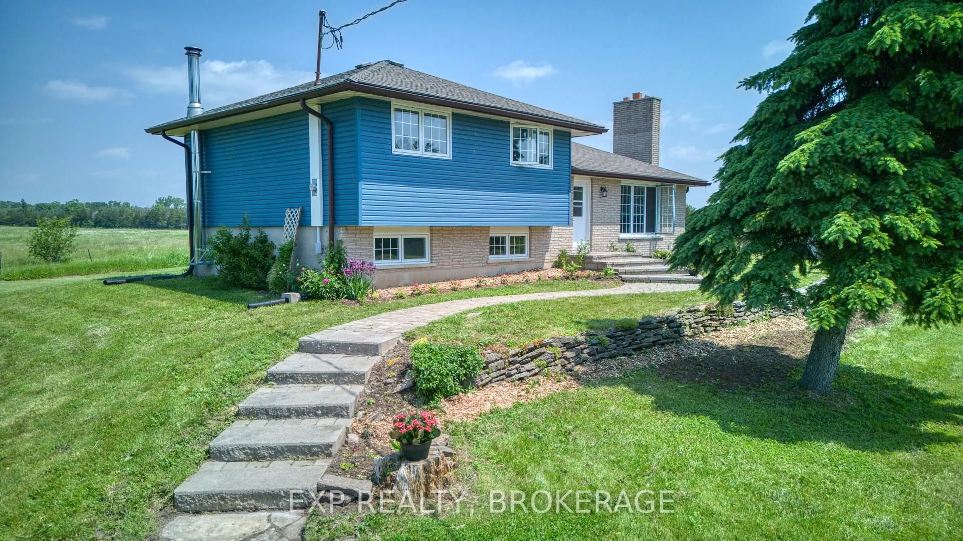 Unknown for 121 IVY RIDGE Rd, Prince Edward County Ontario K0K 1T0