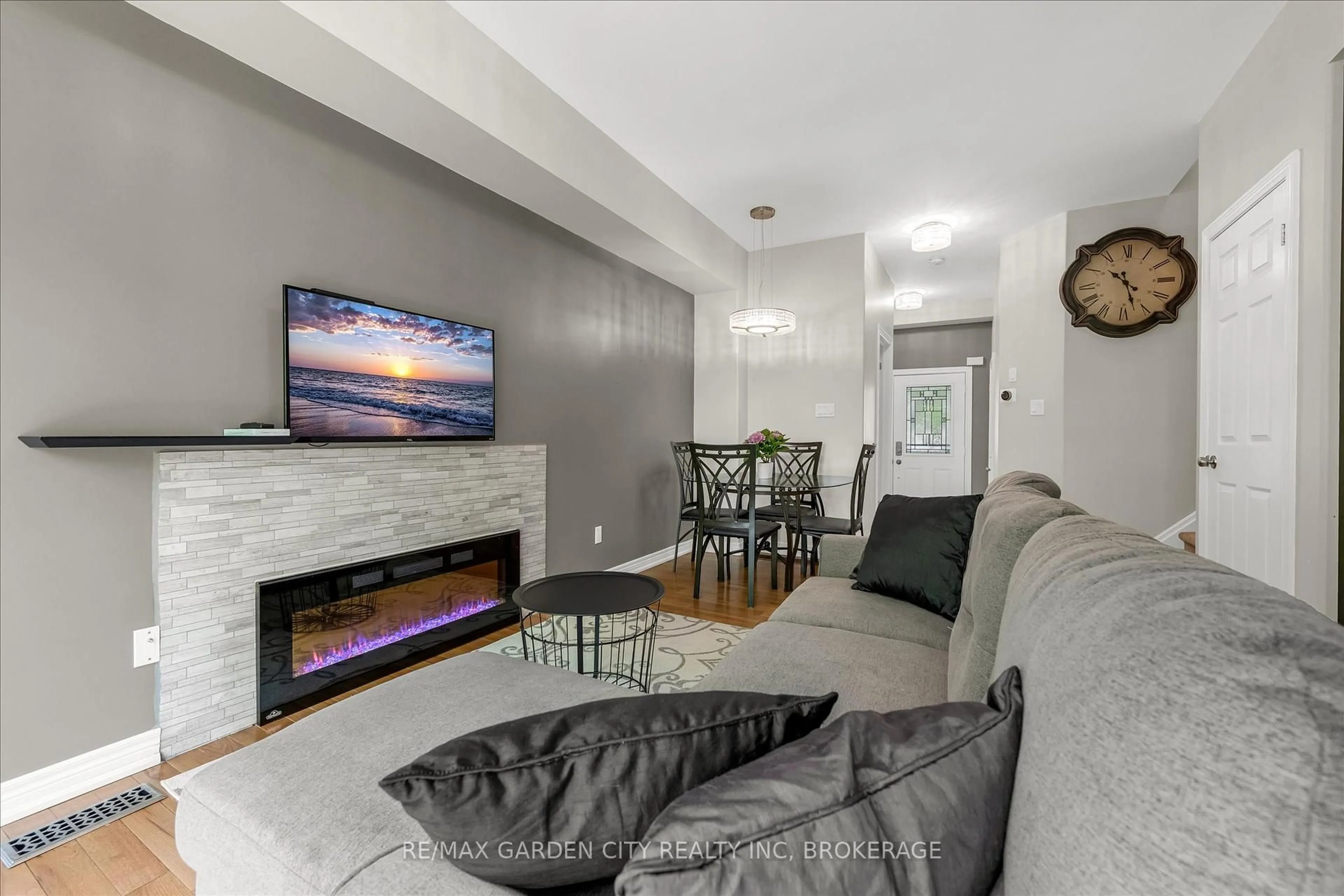 Living room with furniture, unknown for 12 CHLOE St, St. Catharines Ontario L2P 0A6