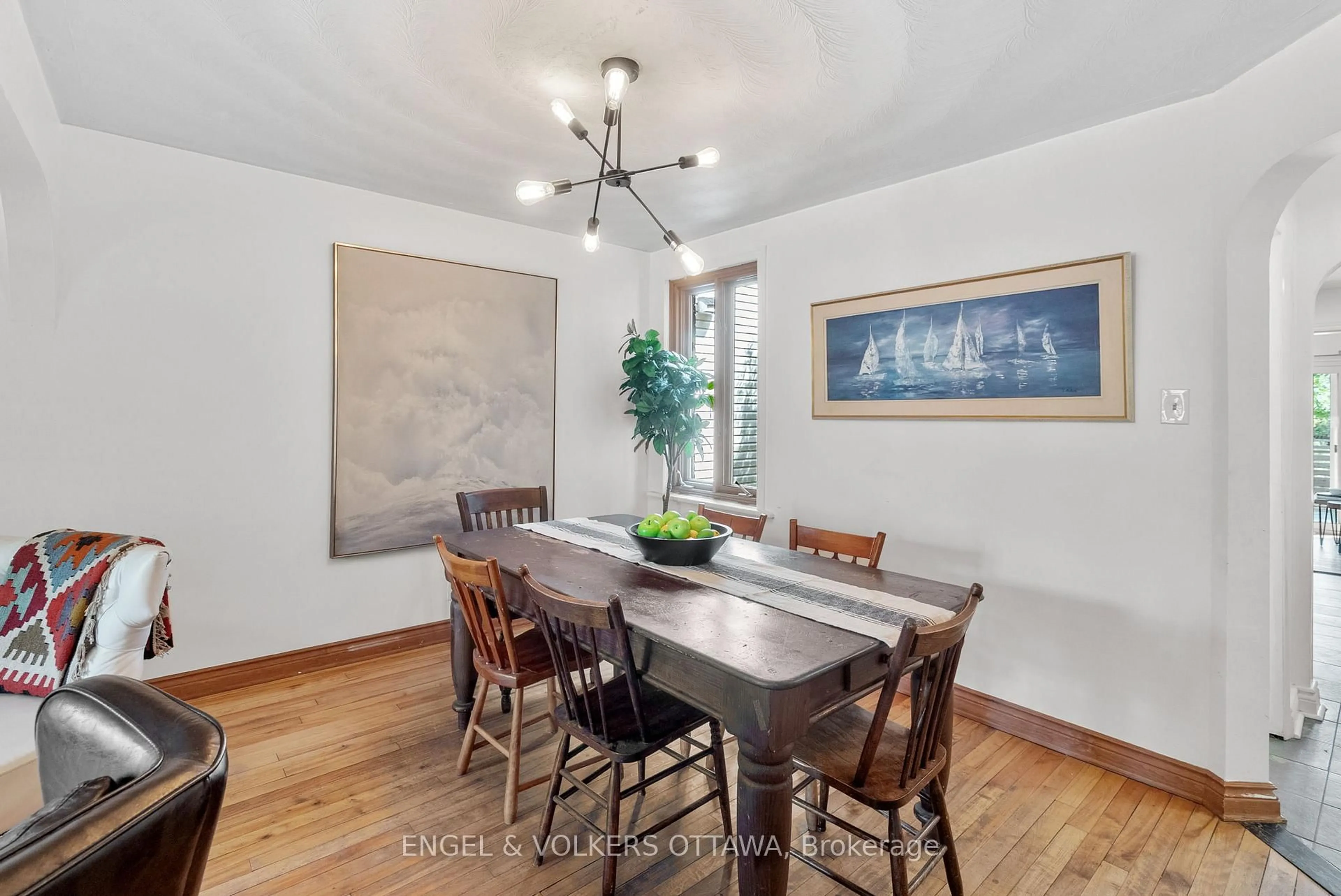 Dining room, unknown for 26 Pansy Ave, Ottawa Ontario K1S 2W6