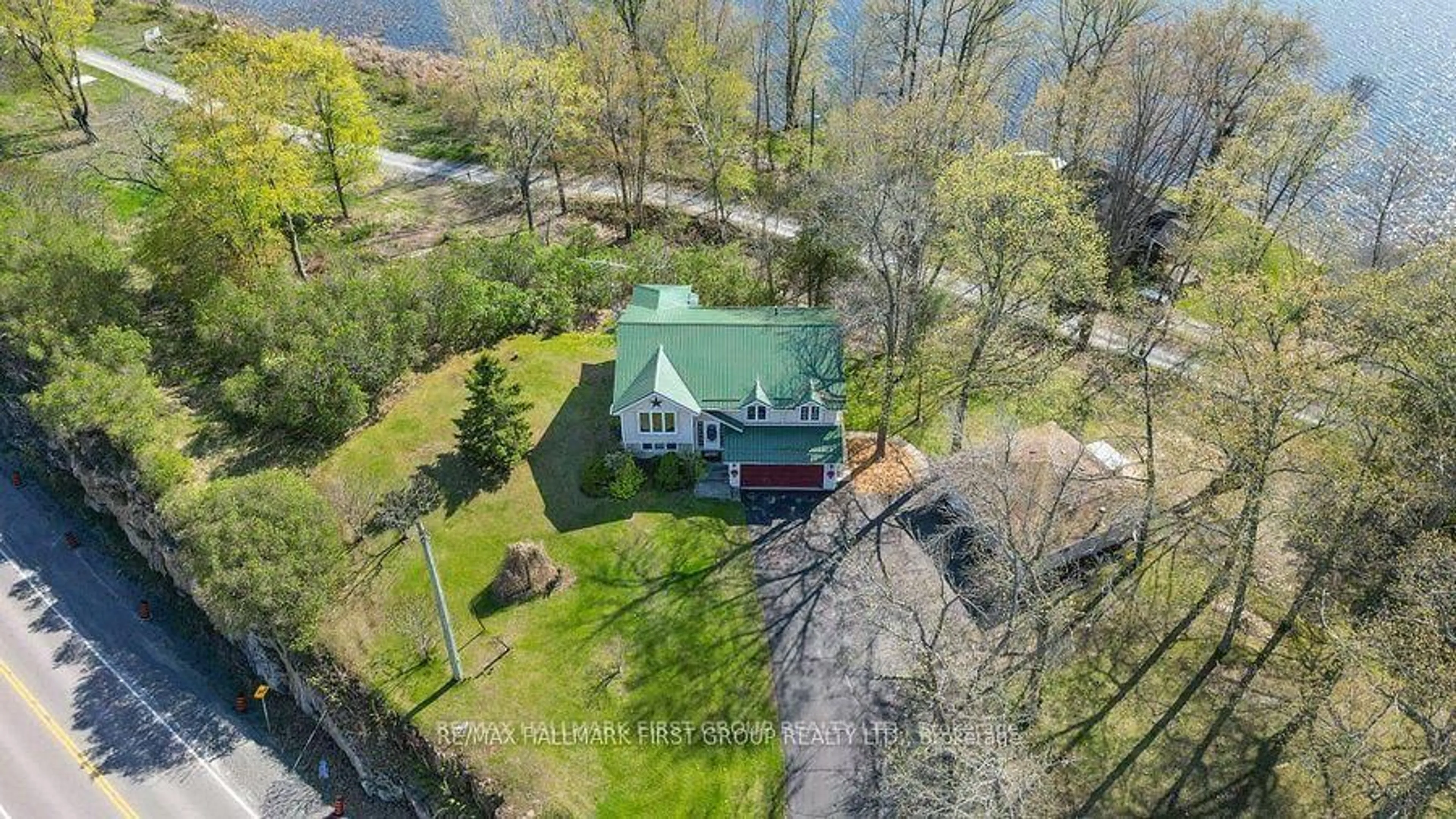 A pic from outside/outdoor area/front of a property/back of a property/a pic from drone, unknown for 13239 Highway 62, Madoc Ontario K0K 2K0