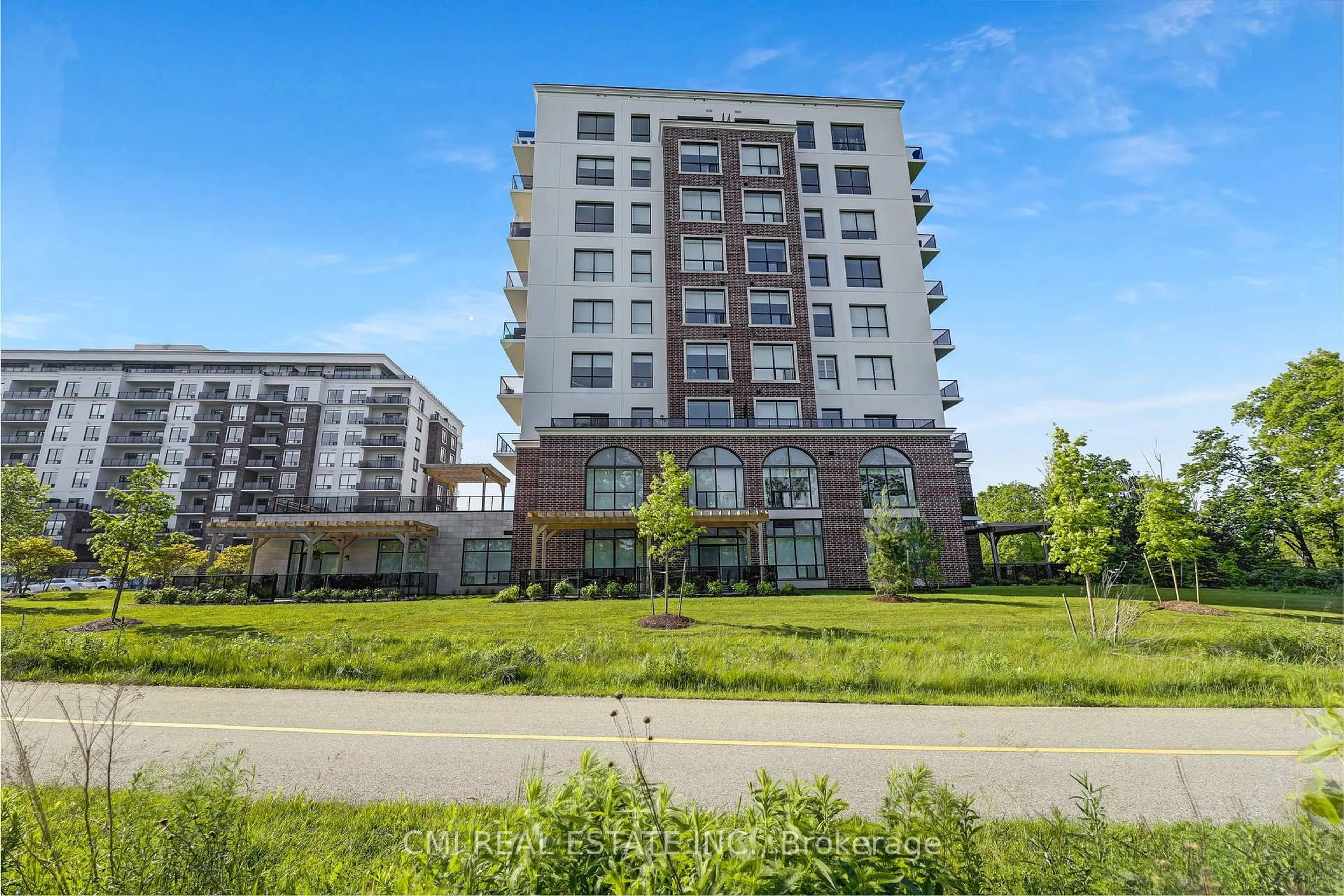 Unknown for 460 Callaway Rd #111, London North Ontario N6G 0Z2