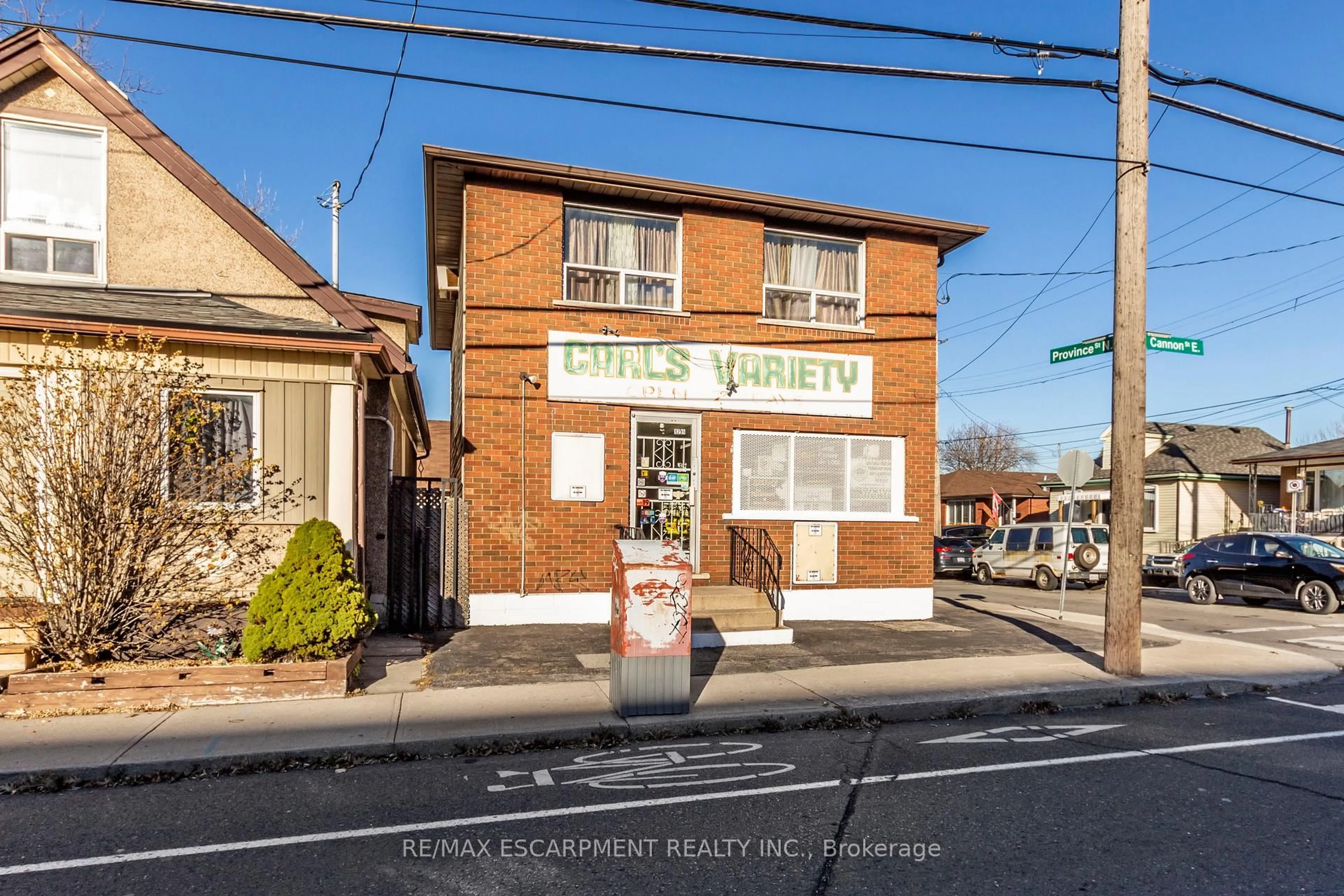 Unknown for 1295 Cannon St, Hamilton Ontario L8H 1V5