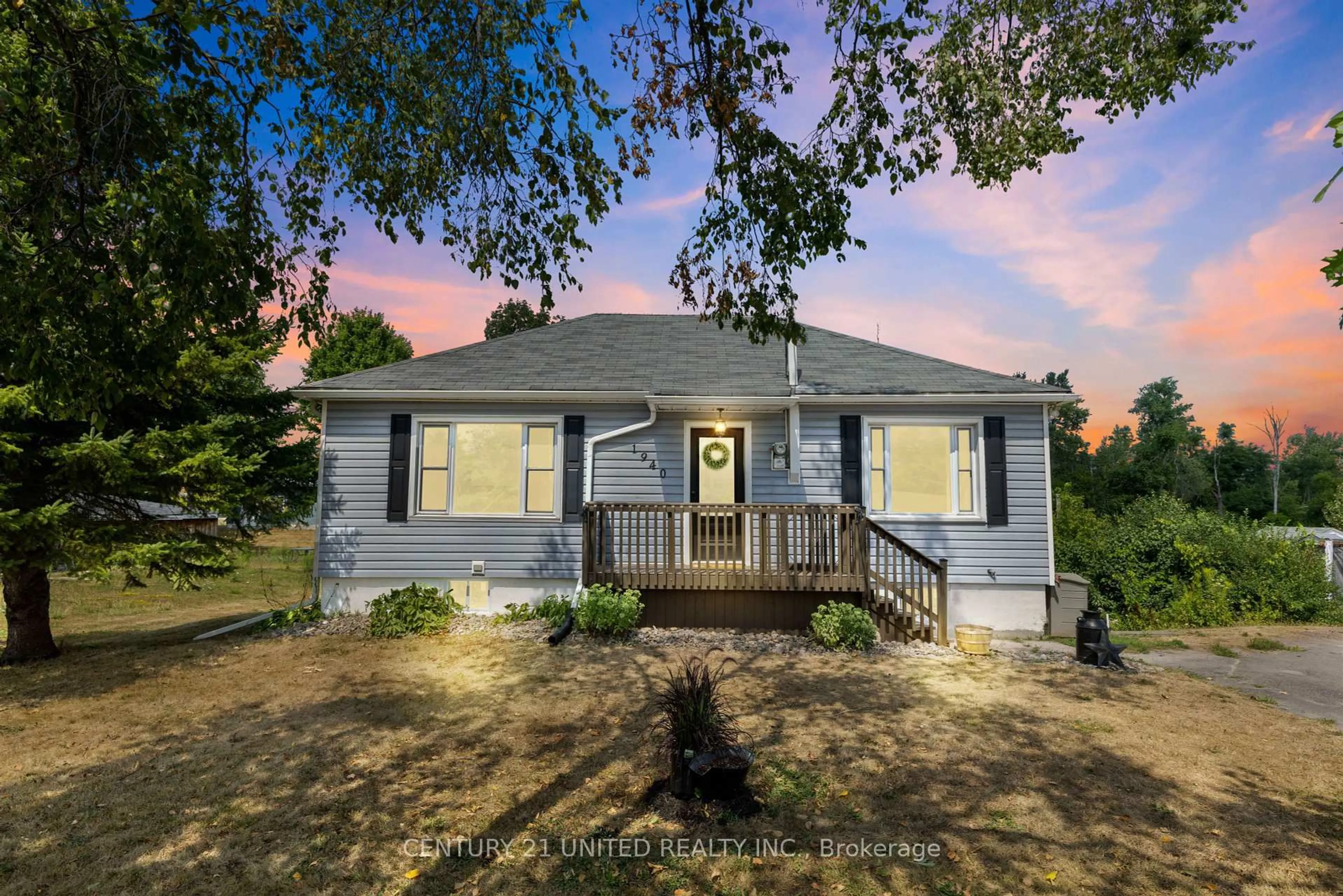 A pic from outside/outdoor area/front of a property/back of a property/a pic from drone, street for 1940 8th Line, Selwyn Ontario K0L 2H0