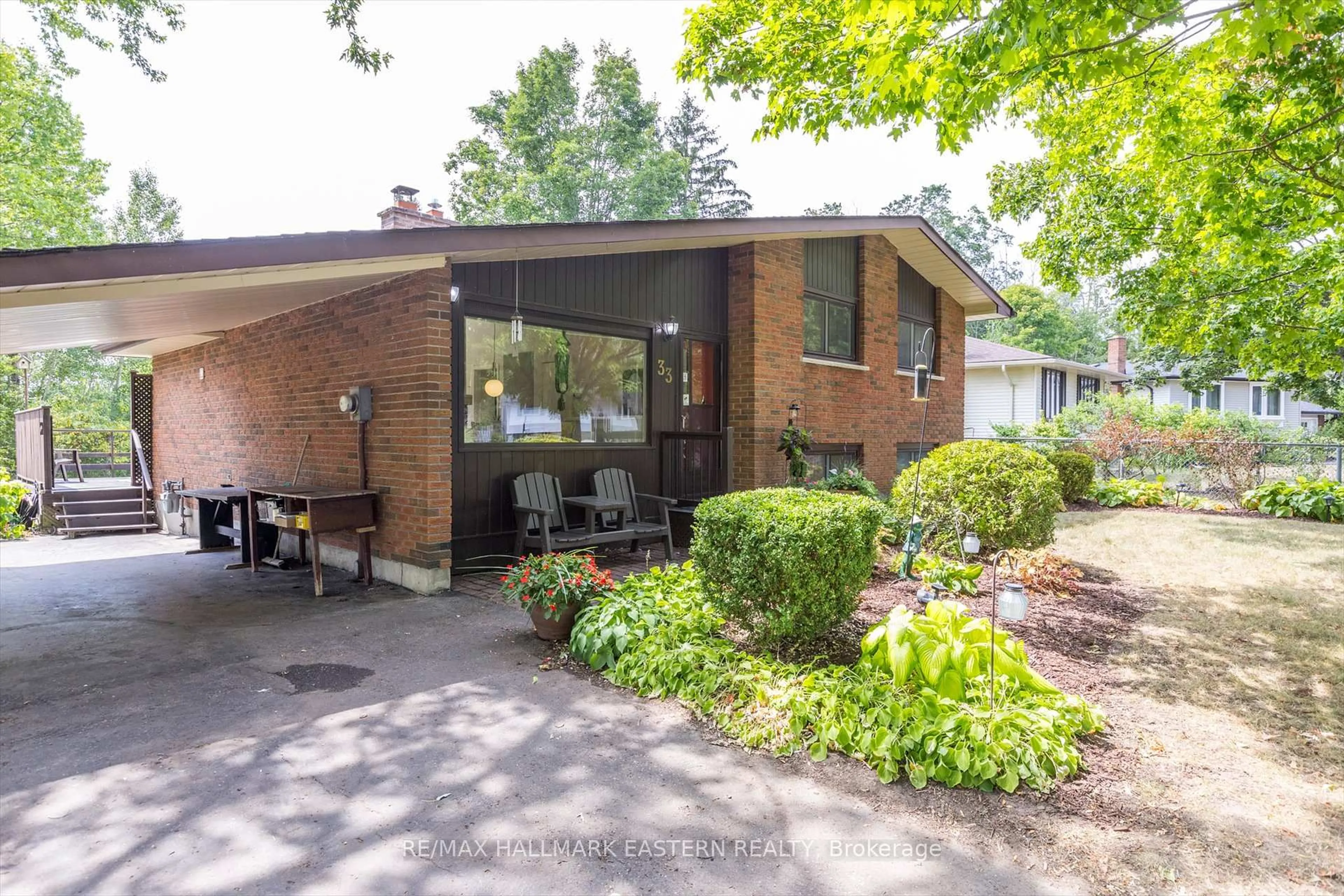 Home with brick exterior material, street for 33 Parkview Dr, Peterborough North Ontario K9H 5M5