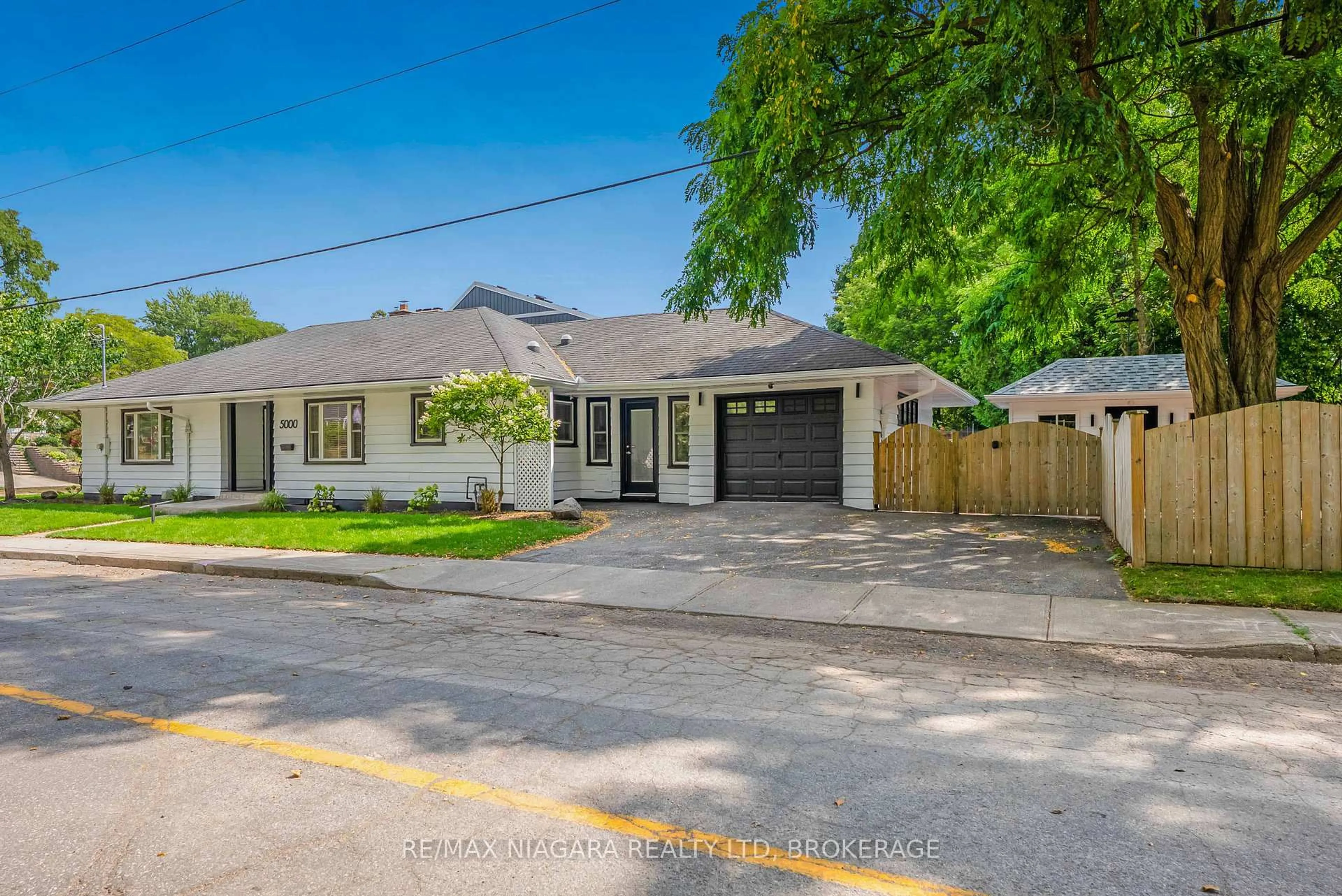 Unknown for 5000 SIXTH Ave, Niagara Falls Ontario L2E 4V3
