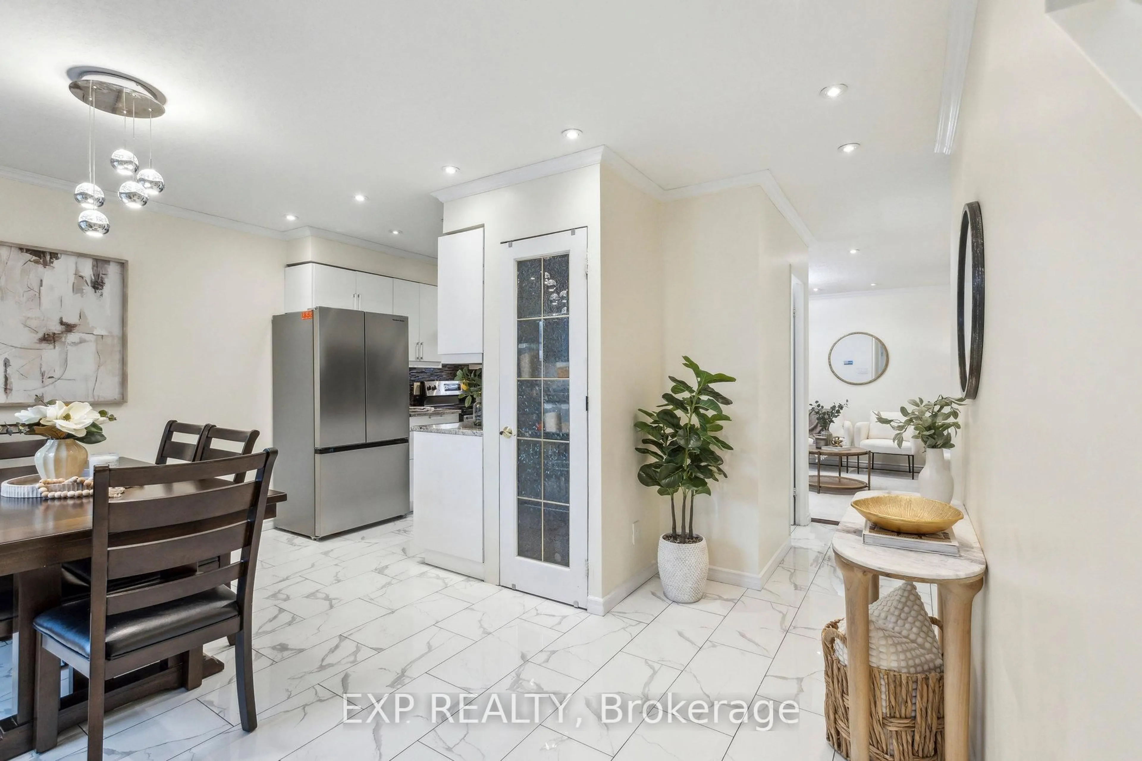 Contemporary kitchen, ceramic/tile floor for 407 Keats Way #3, Waterloo Ontario N2L 5S7